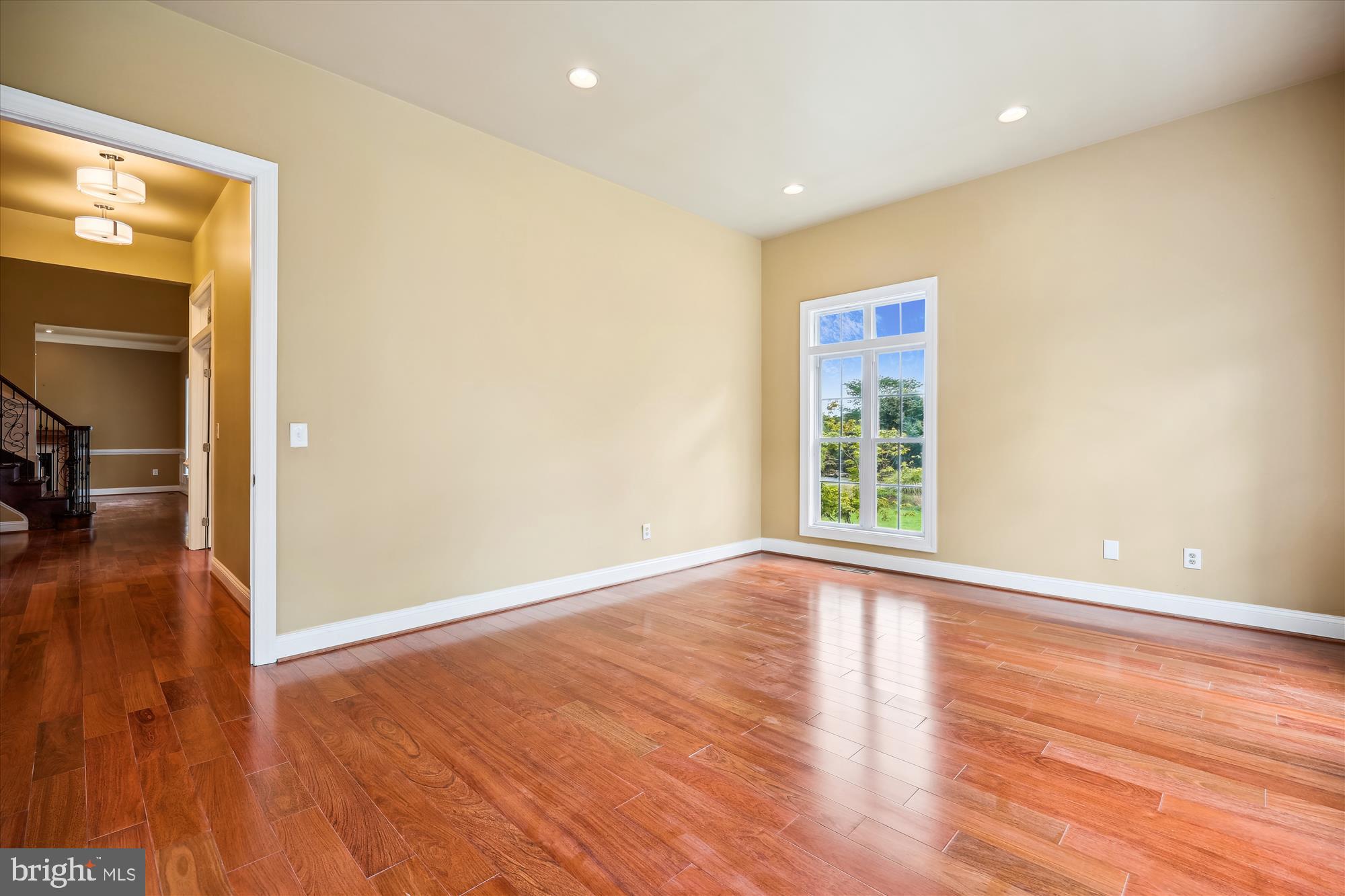 GLEN HILLS - Residential