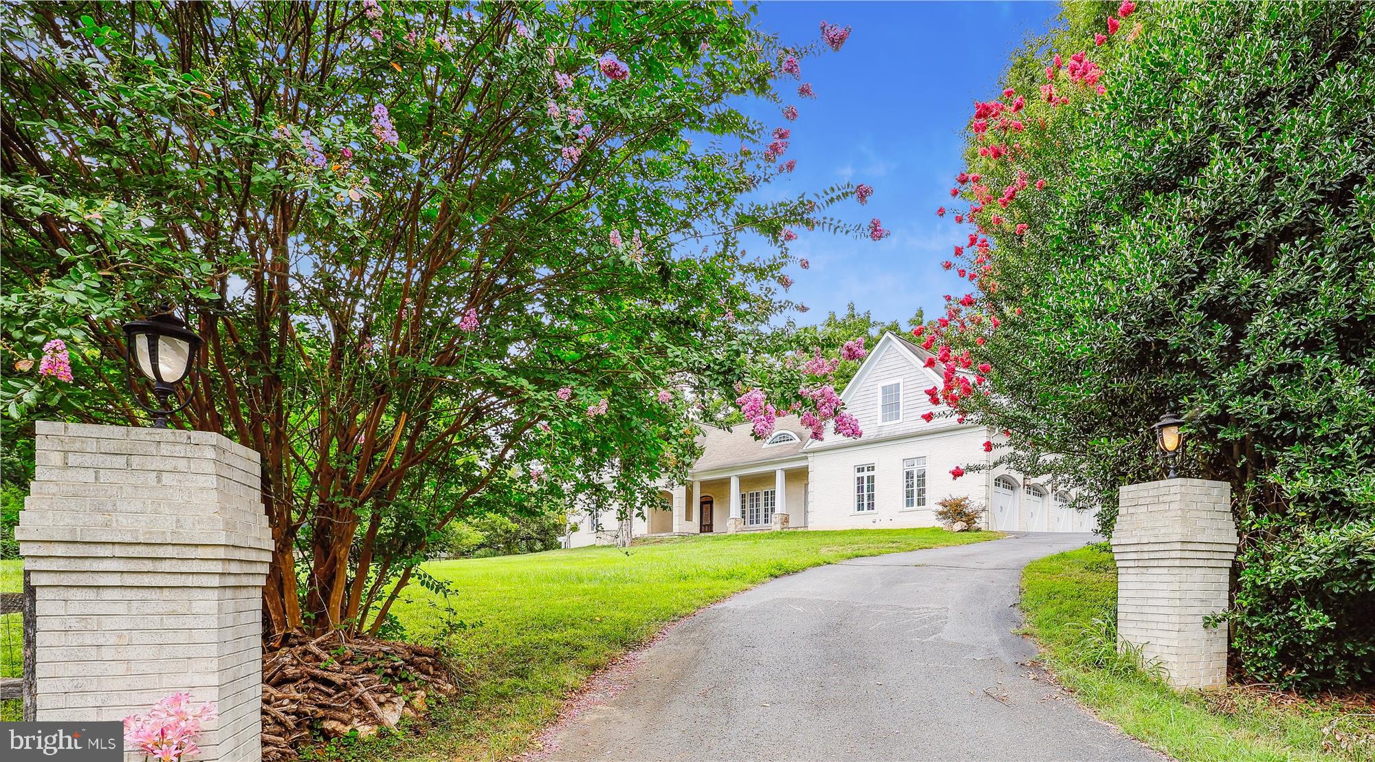 GLEN HILLS - Residential