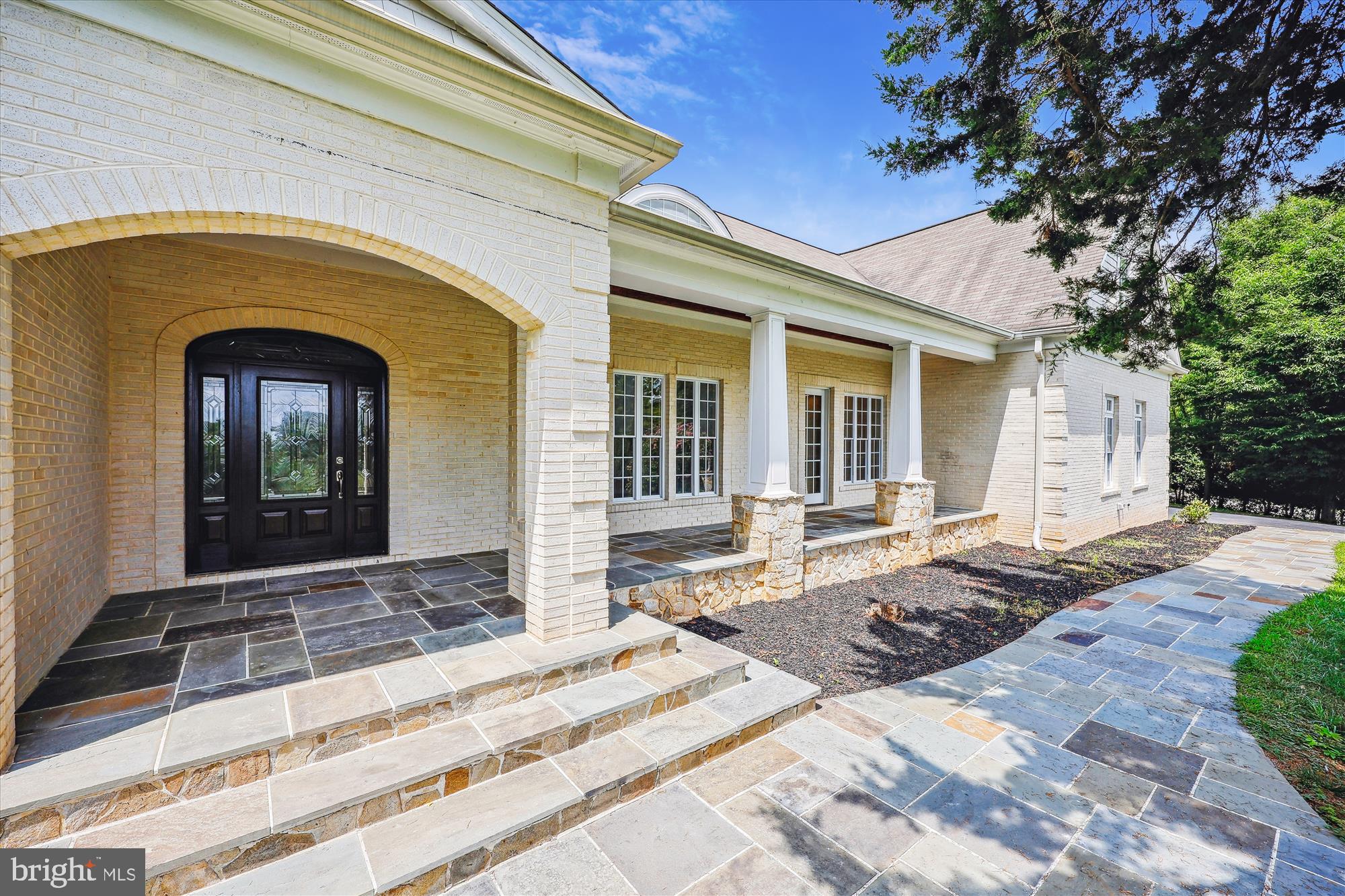 GLEN HILLS - Residential