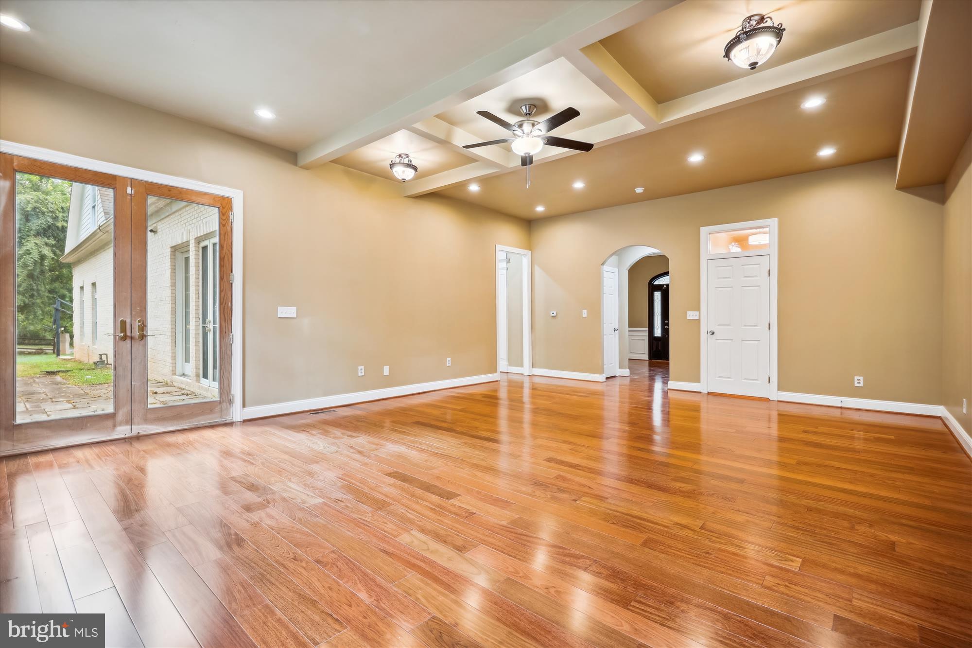 GLEN HILLS - Residential