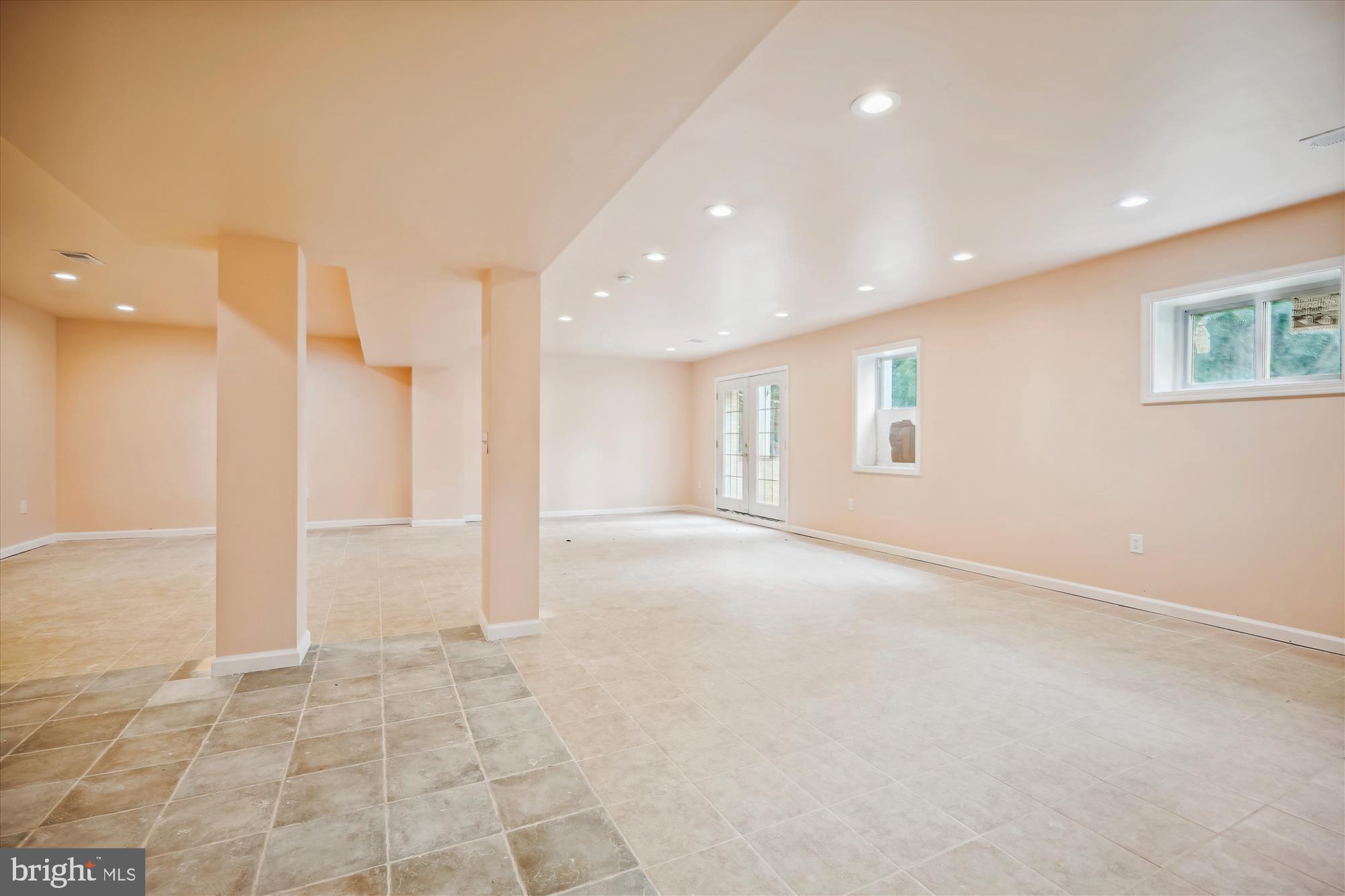 GLEN HILLS - Residential