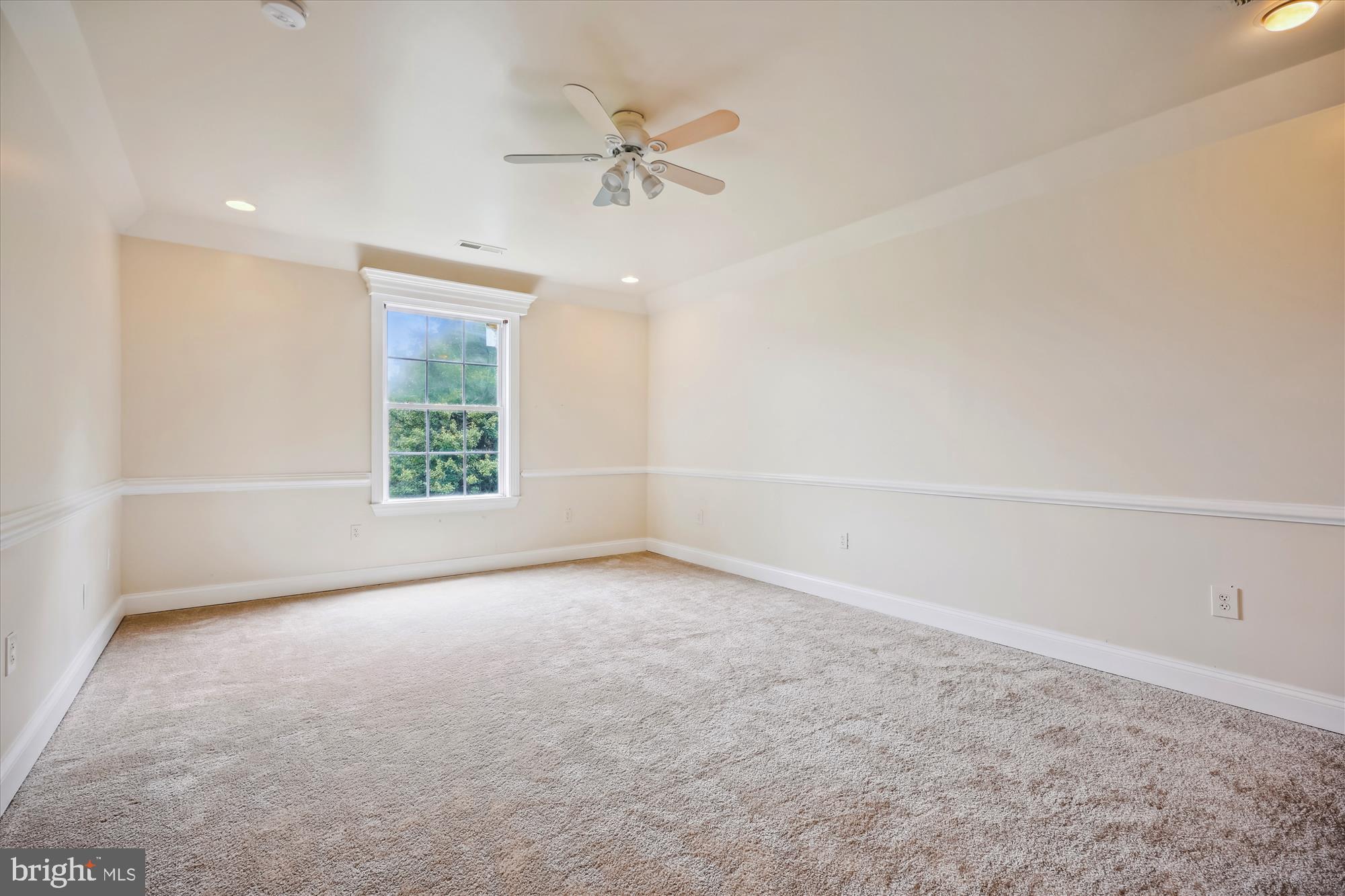 GLEN HILLS - Residential