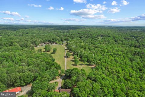 41 WOOD LANDING ROAD FREDERICKSBURG VA 22405