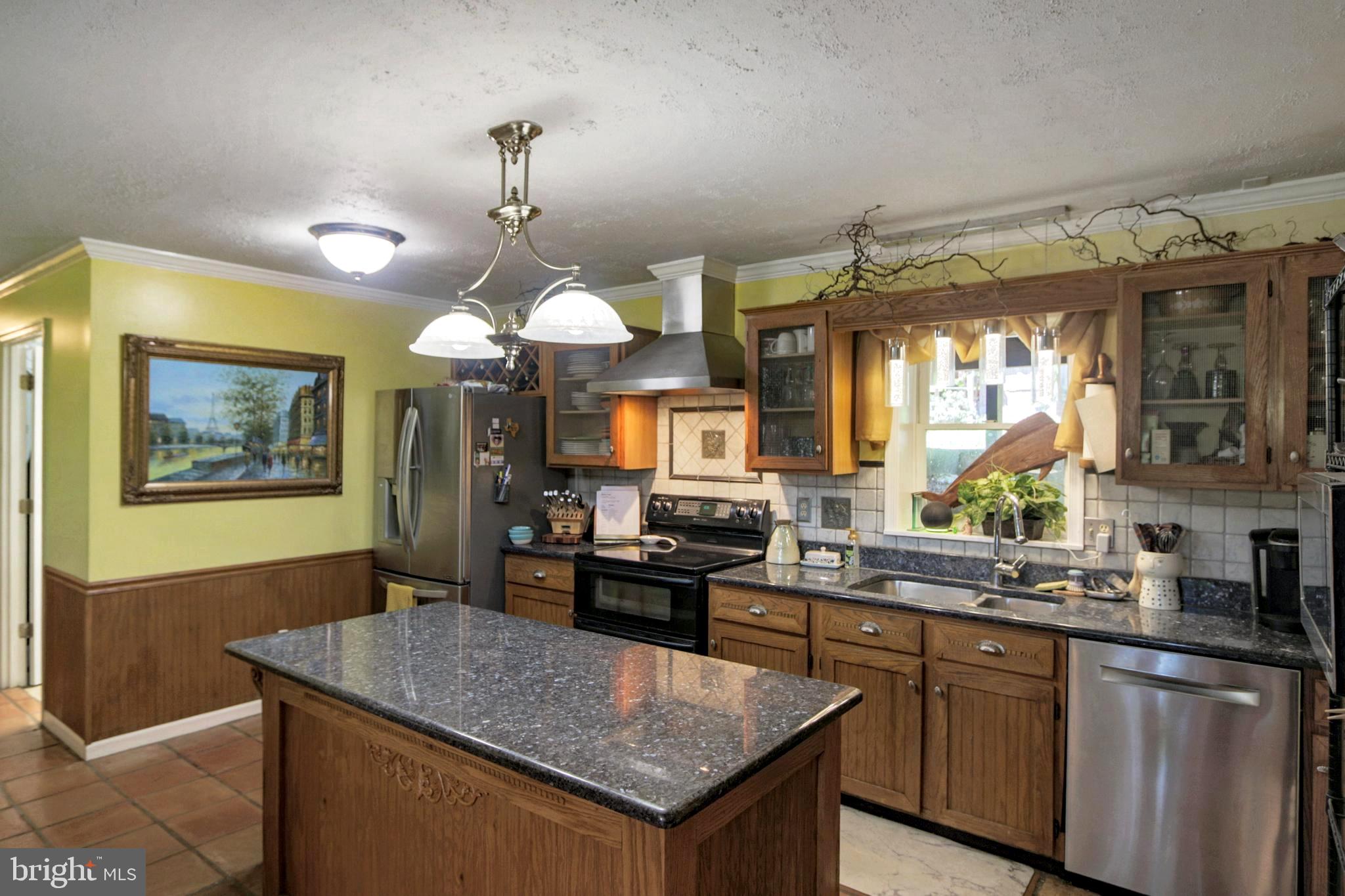 NONE AVAILABLE - Land