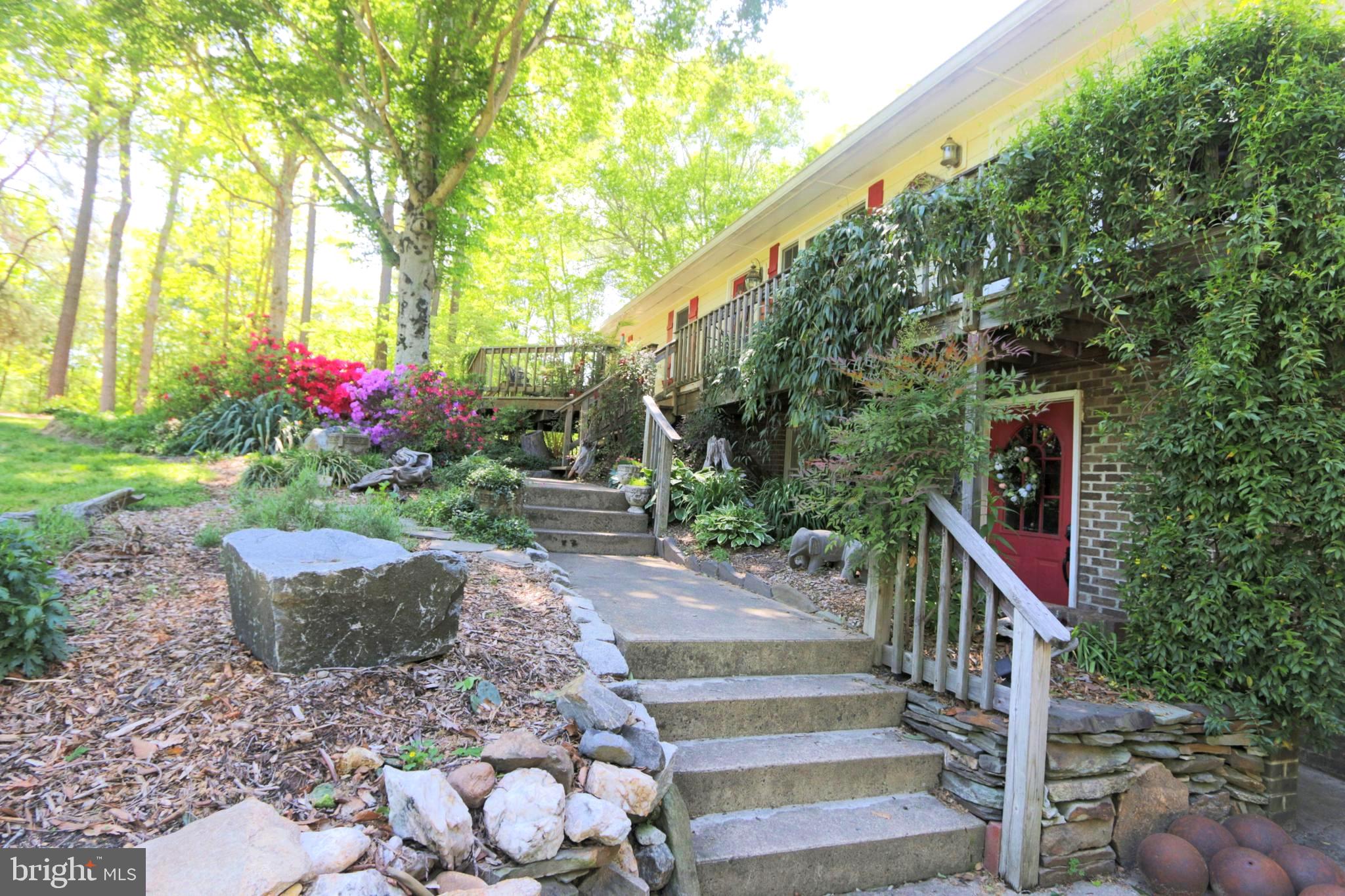 NONE AVAILABLE - Land