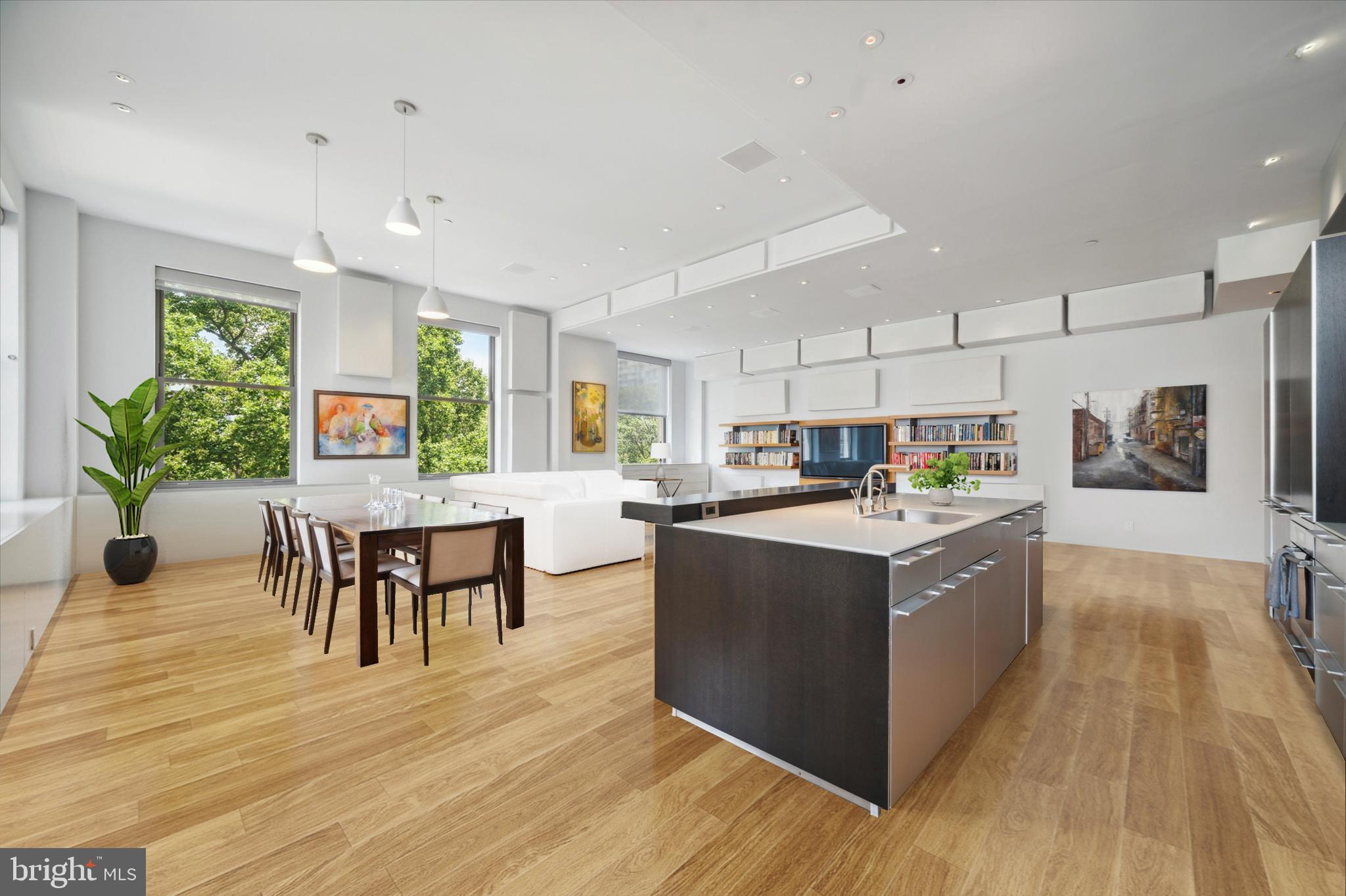 SOCIETY HILL - Residential