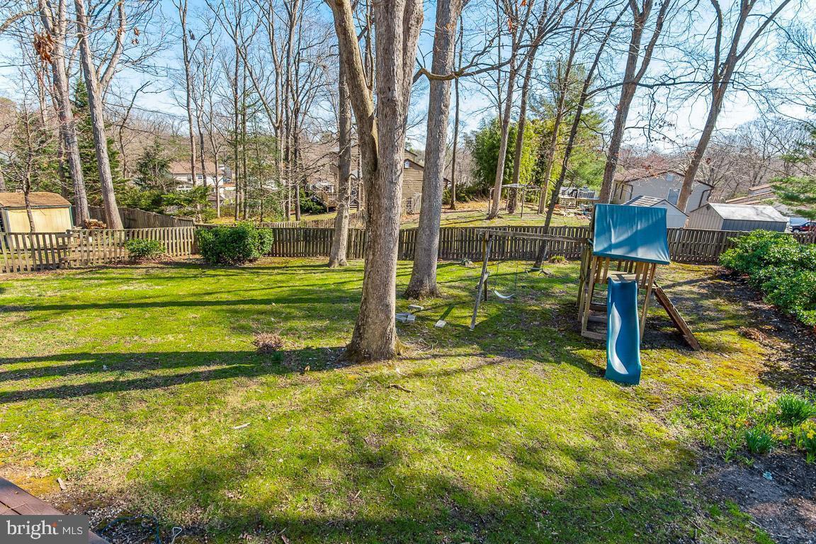 OAK HOLLOW - Residential Lease