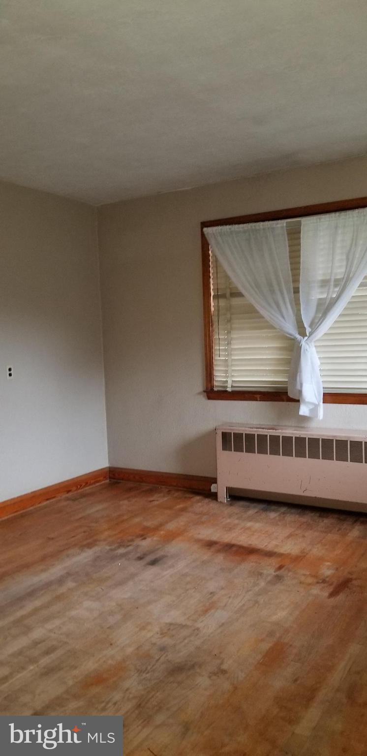 CURTIS HEIGHTS - Residential