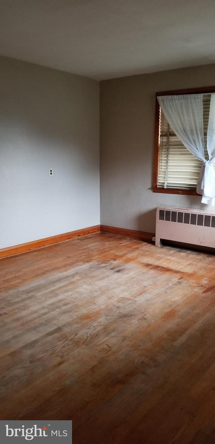 CURTIS HEIGHTS - Residential