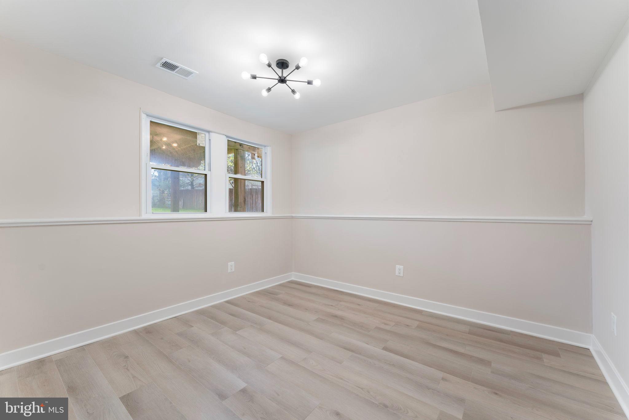 MONTPELIER WOODS - Residential