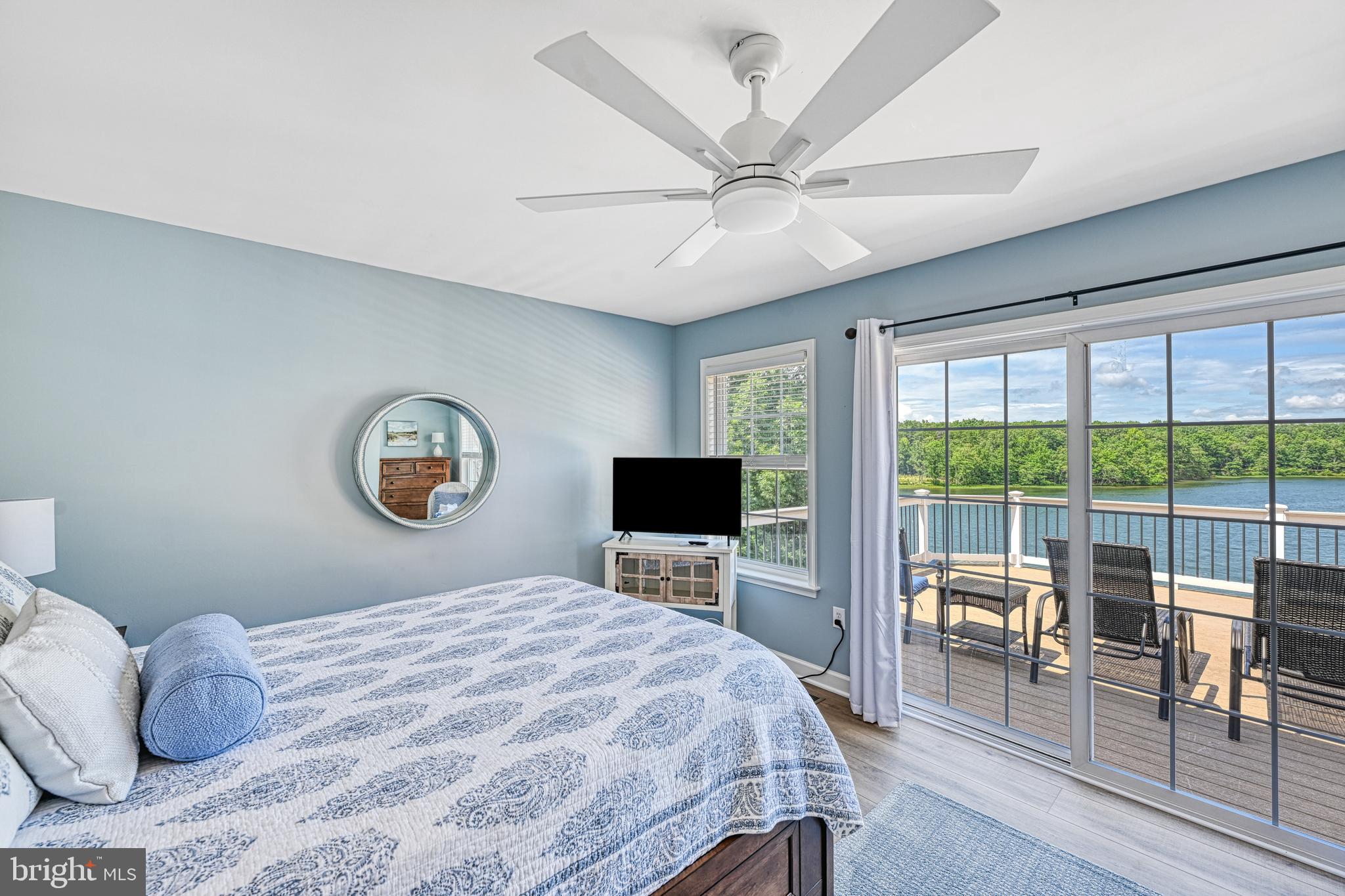 MYSTIC POINTE - Residential