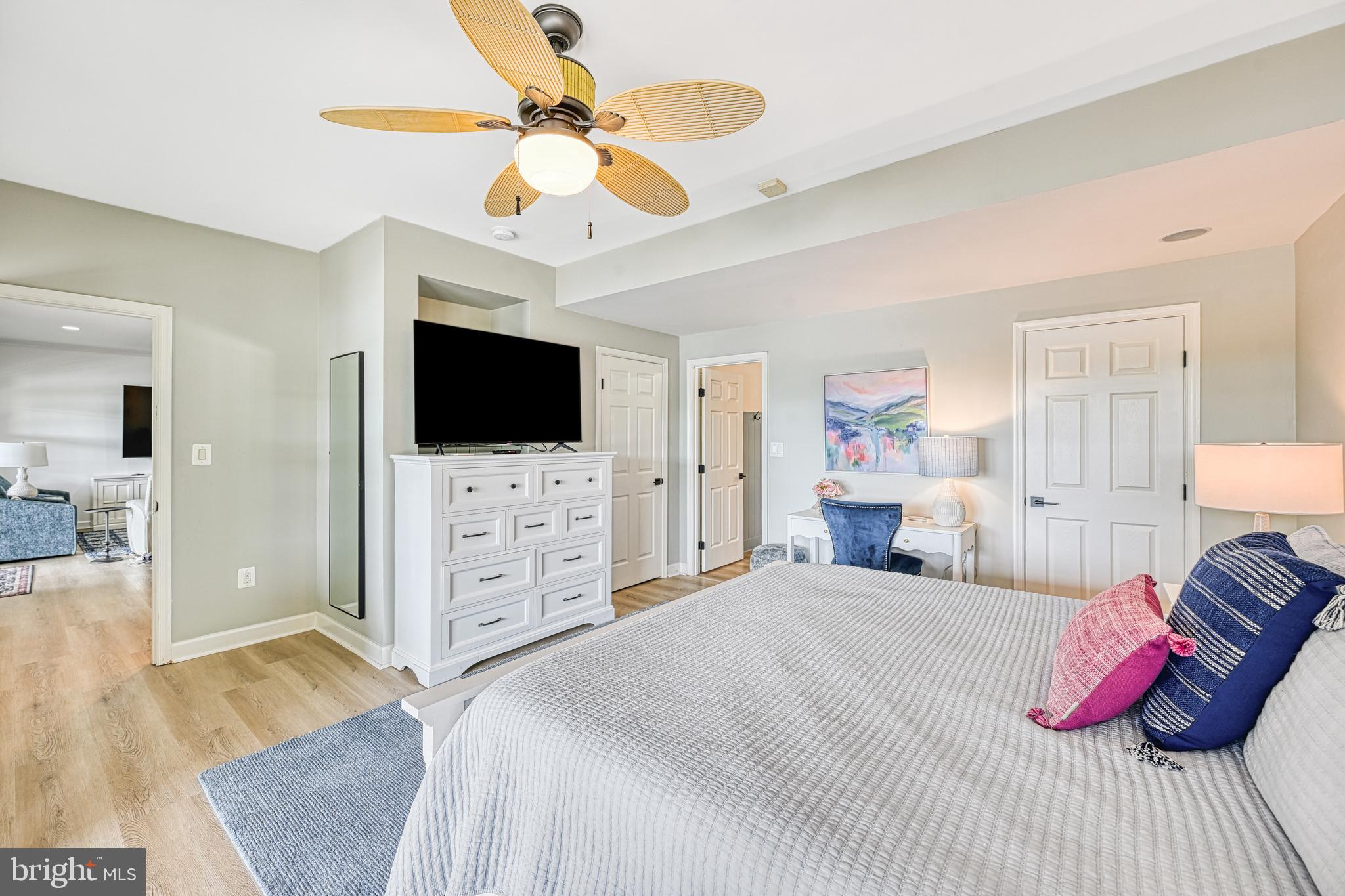 MYSTIC POINTE - Residential