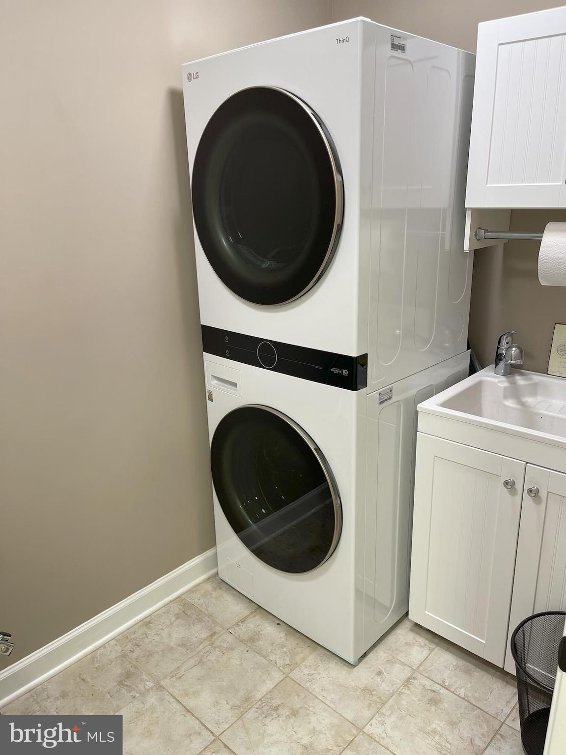 MYSTIC POINTE - Residential