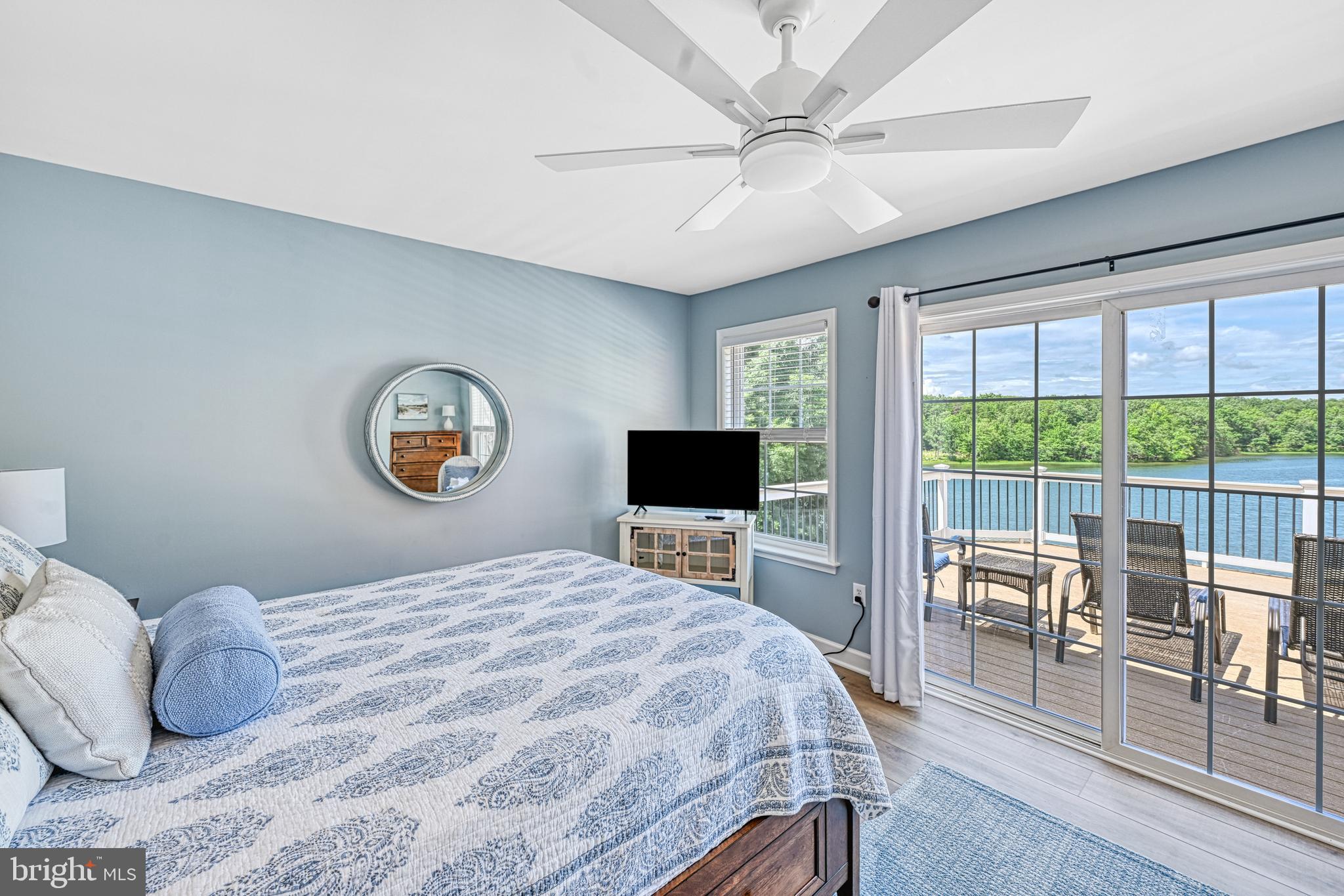 MYSTIC POINTE - Residential