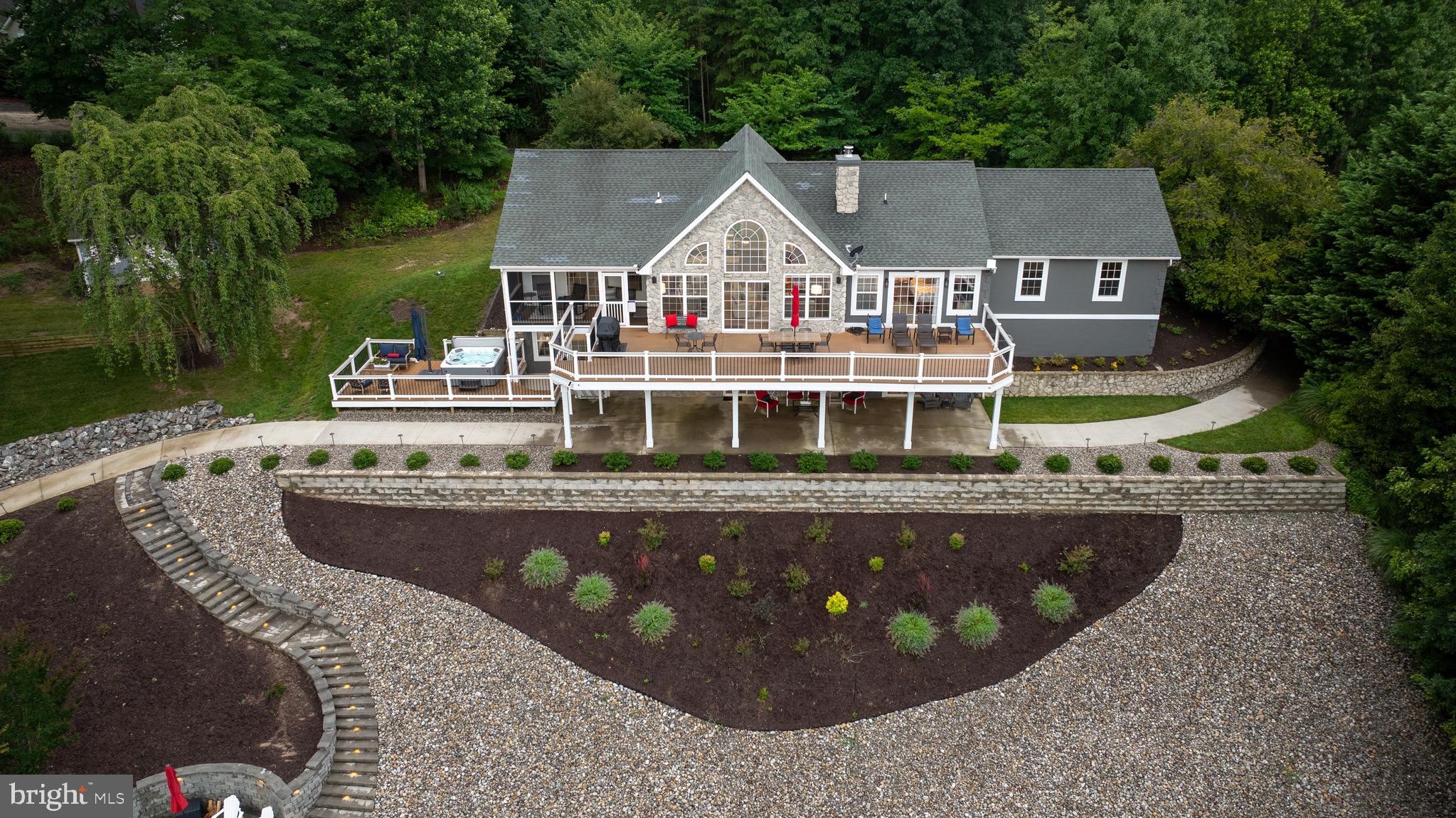 MYSTIC POINTE - Residential