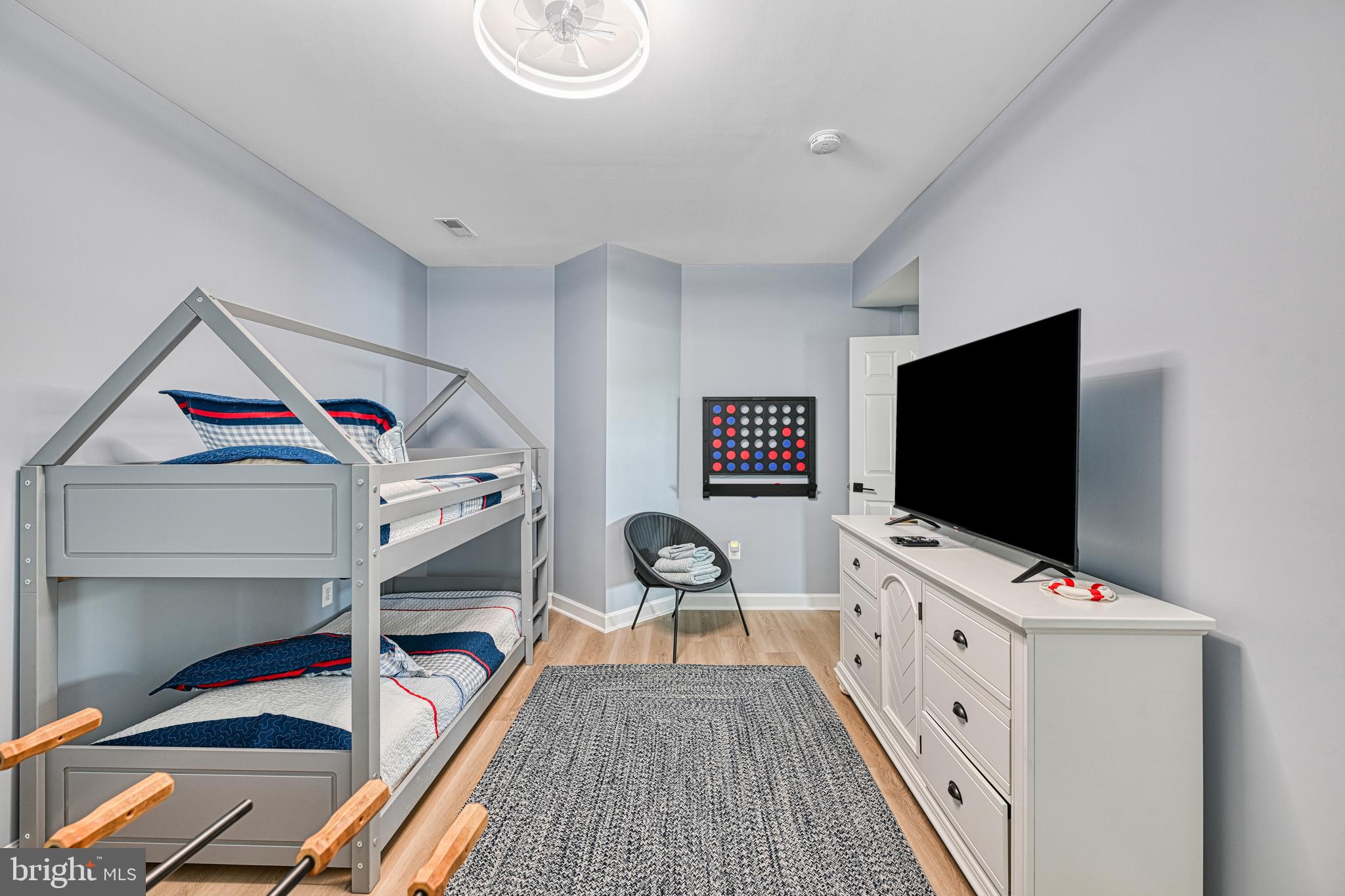 MYSTIC POINTE - Residential