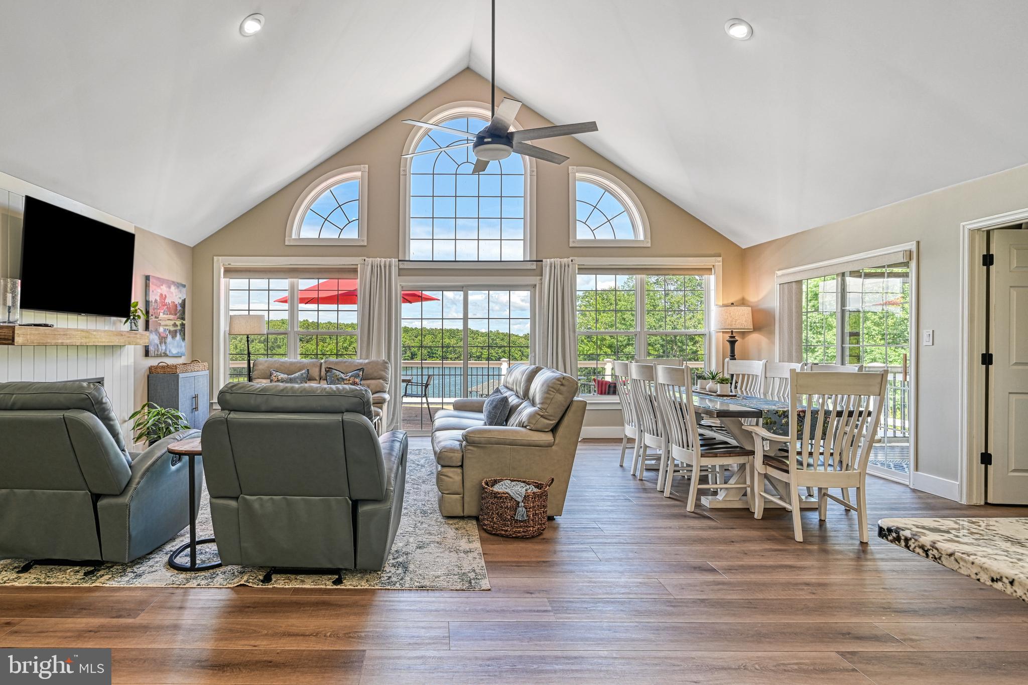 MYSTIC POINTE - Residential