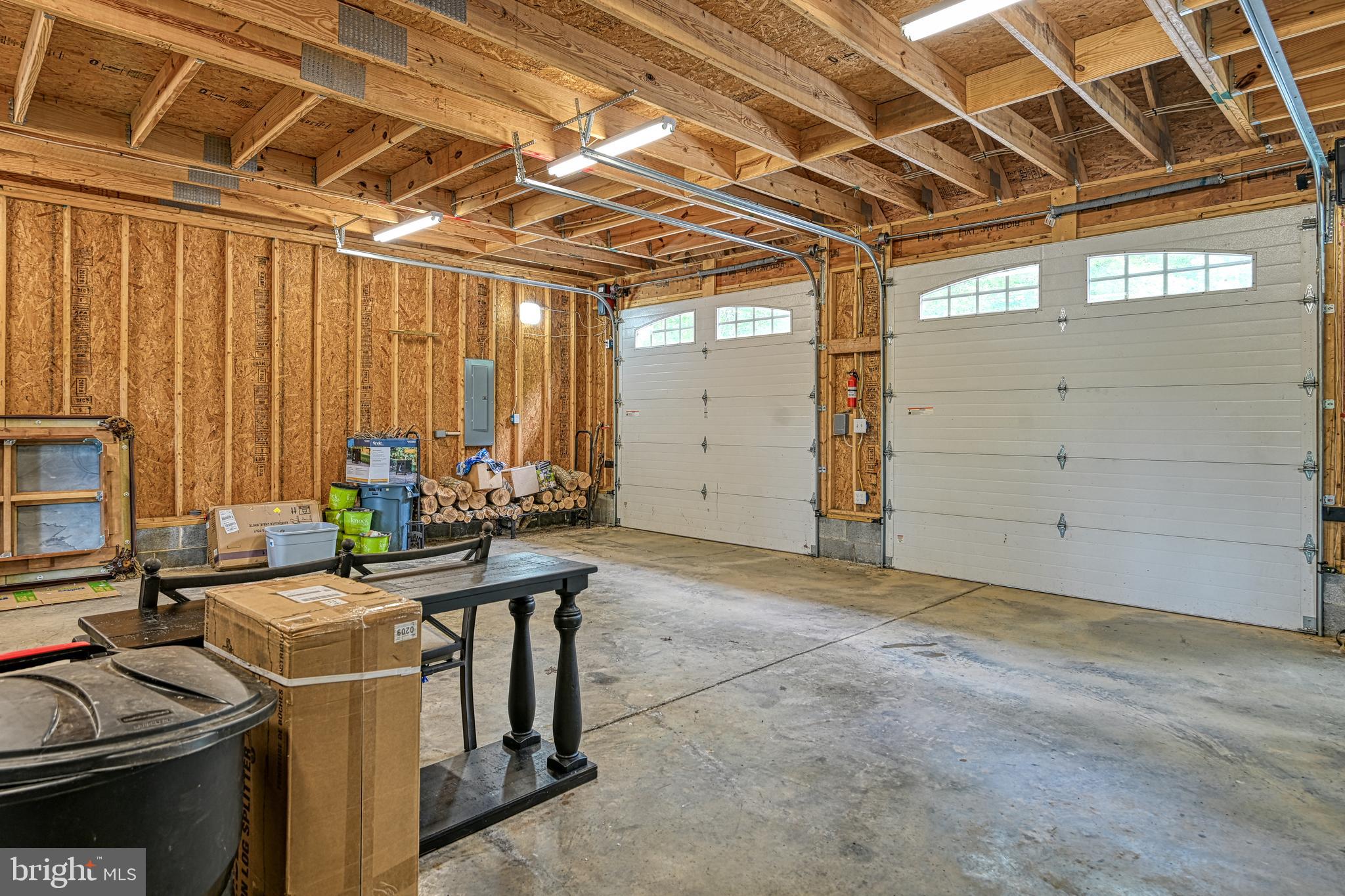 MYSTIC POINTE - Residential