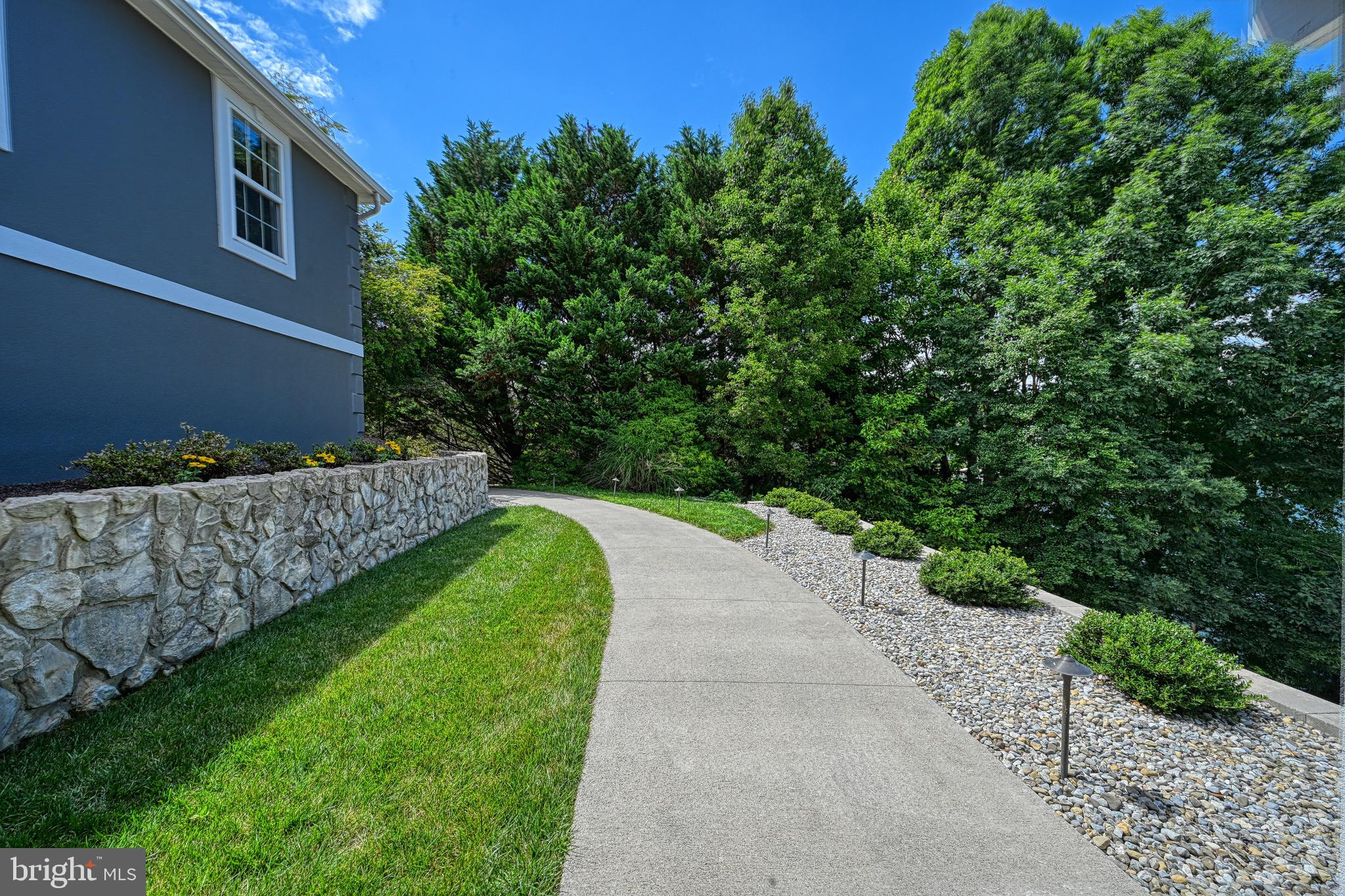 MYSTIC POINTE - Residential