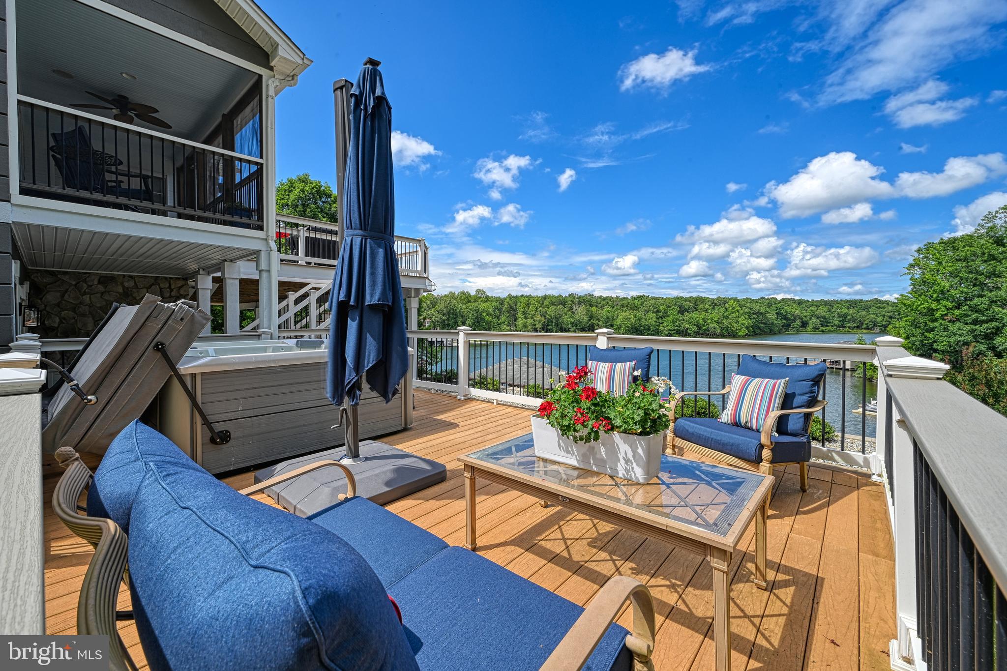 MYSTIC POINTE - Residential