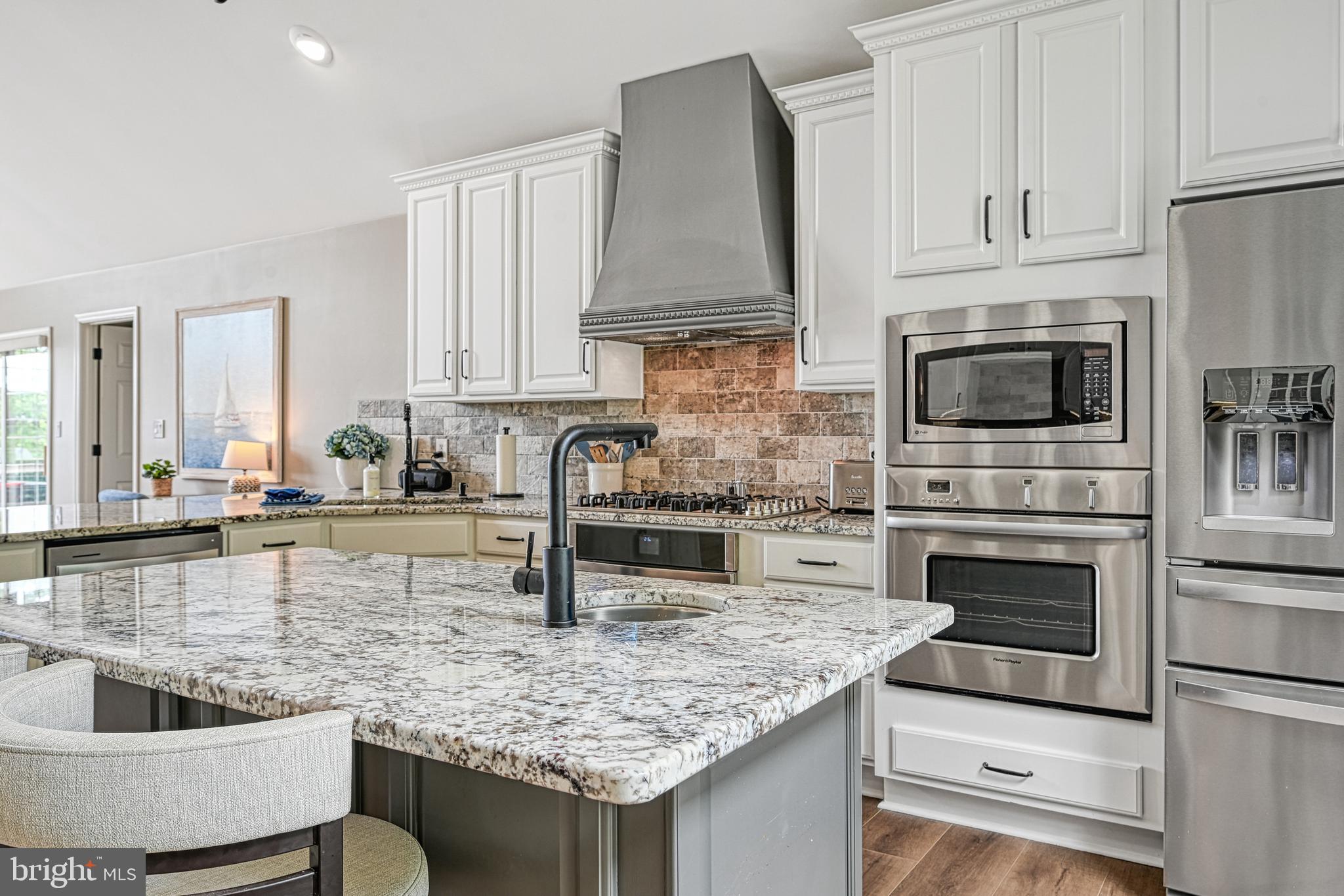 MYSTIC POINTE - Residential