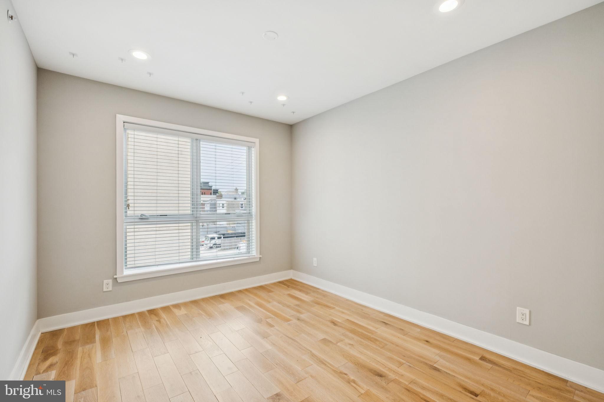 922-26 N 17TH STREET