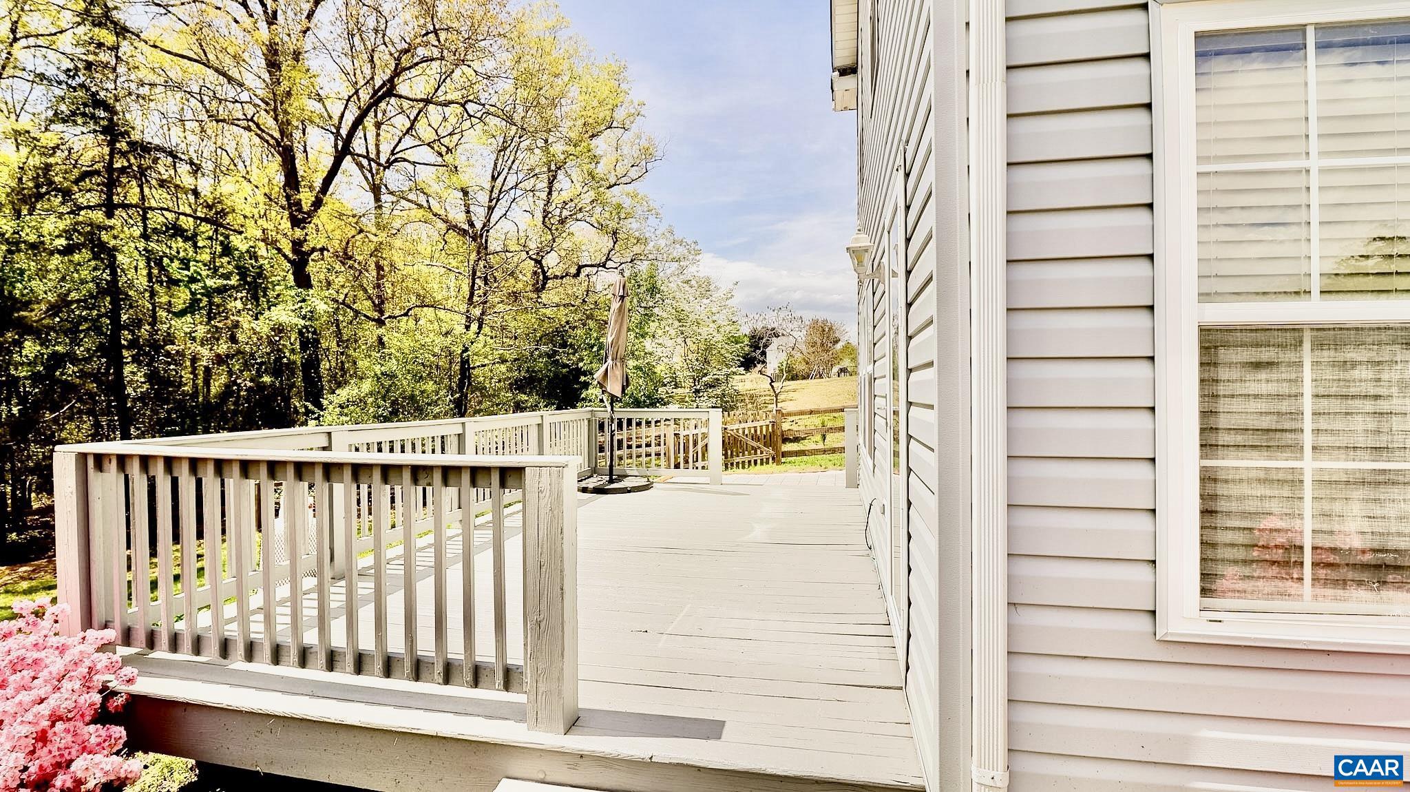 AUTUMN OAKS - Residential