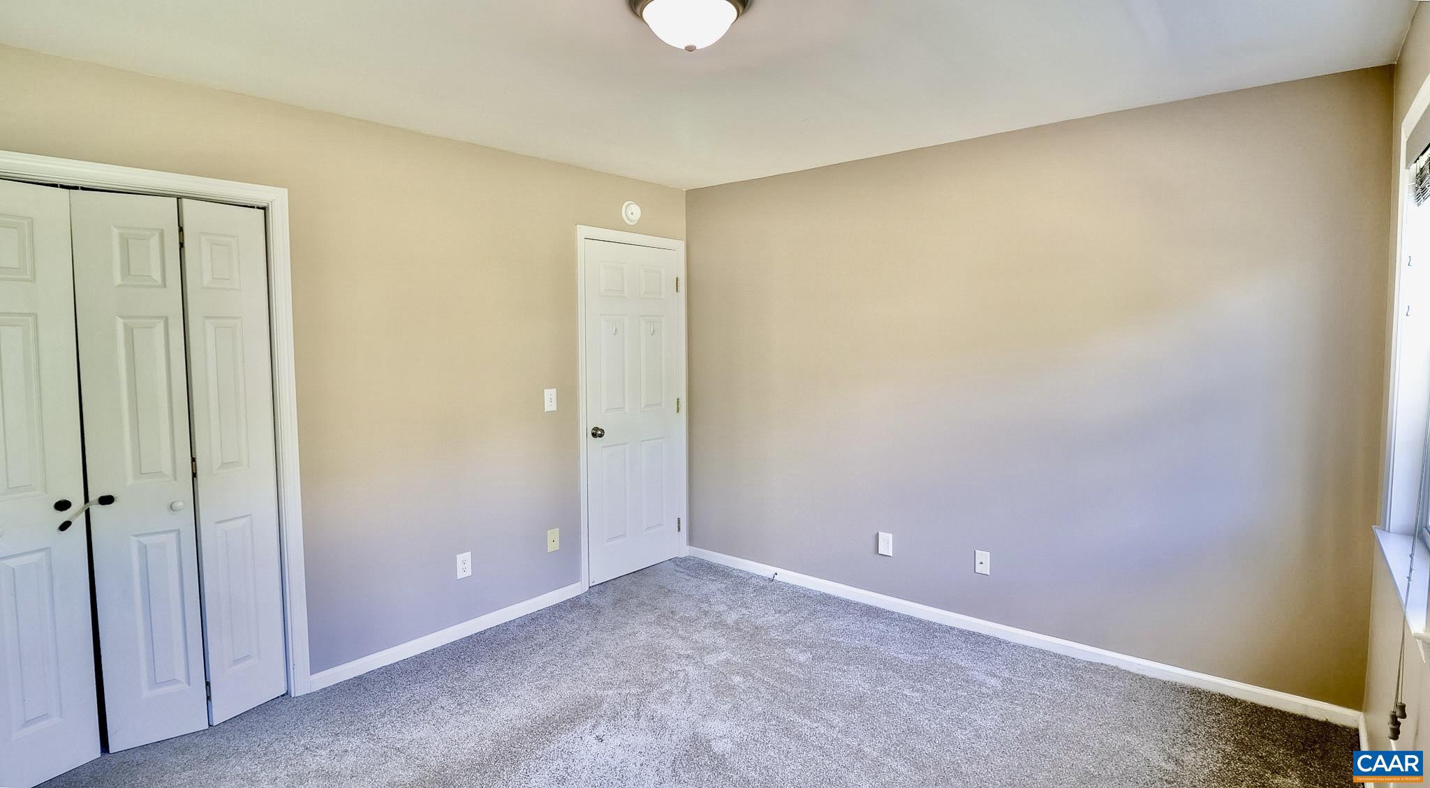 AUTUMN OAKS - Residential