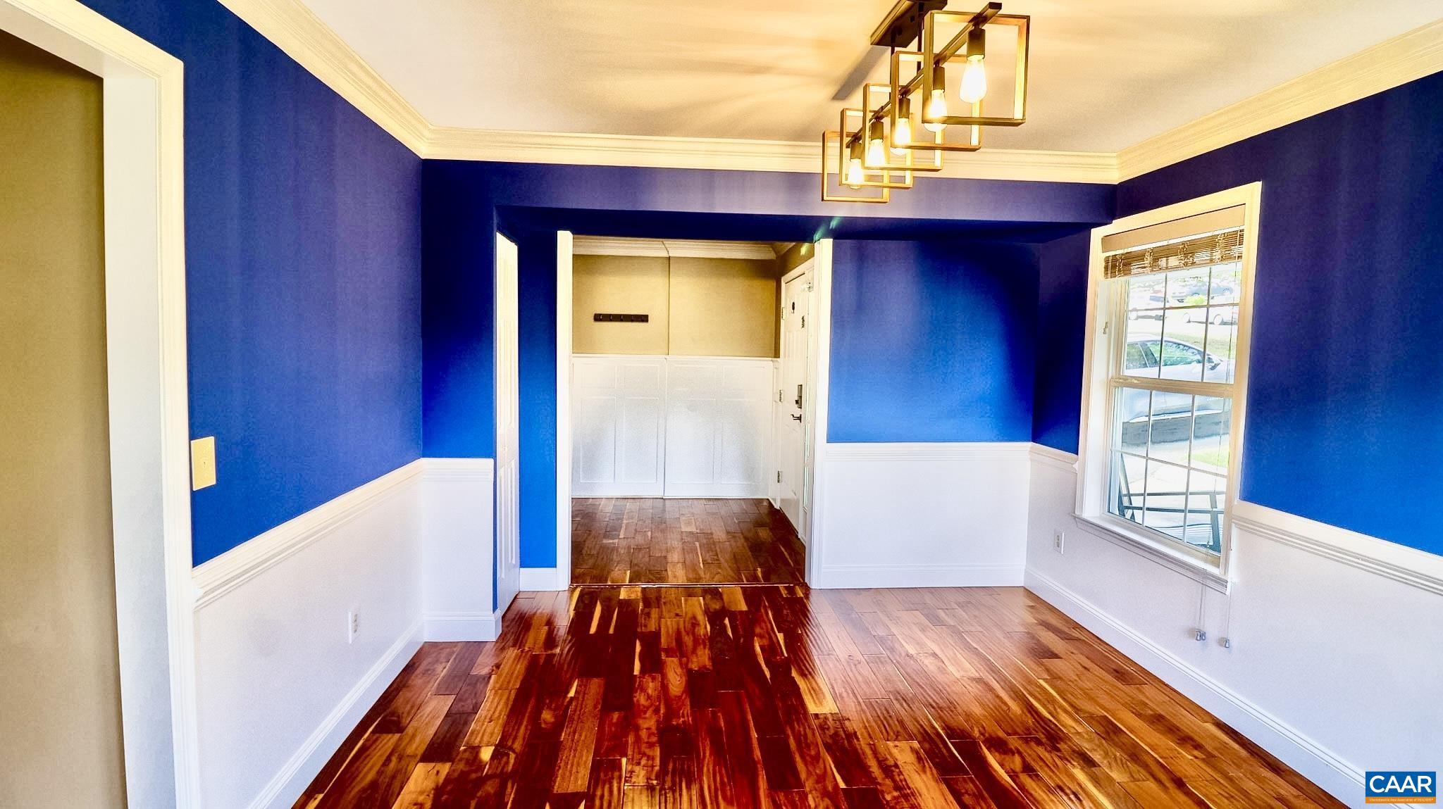 AUTUMN OAKS - Residential