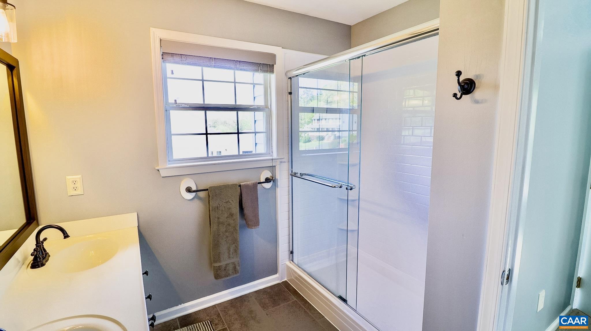 AUTUMN OAKS - Residential