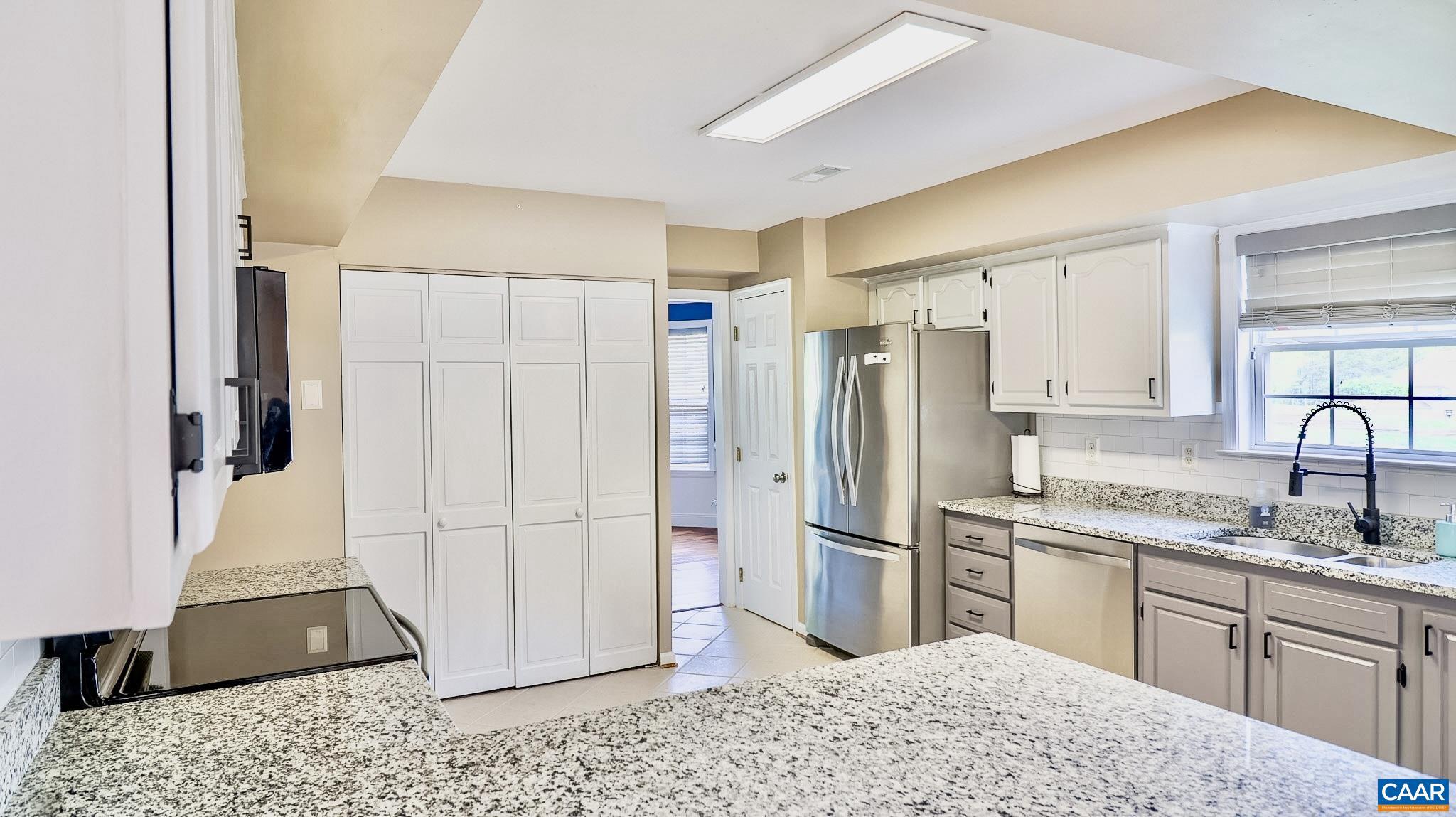 AUTUMN OAKS - Residential