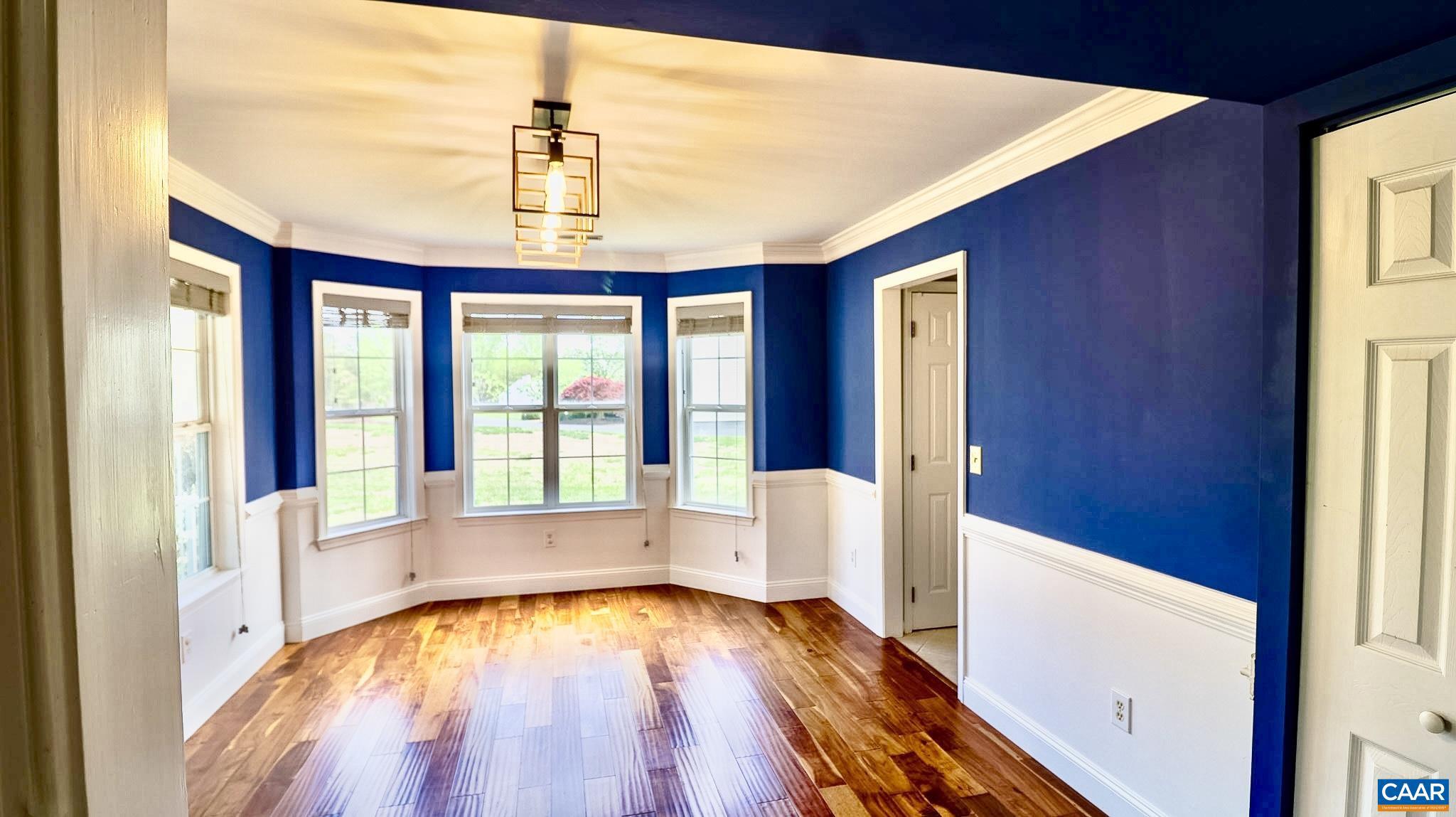 AUTUMN OAKS - Residential