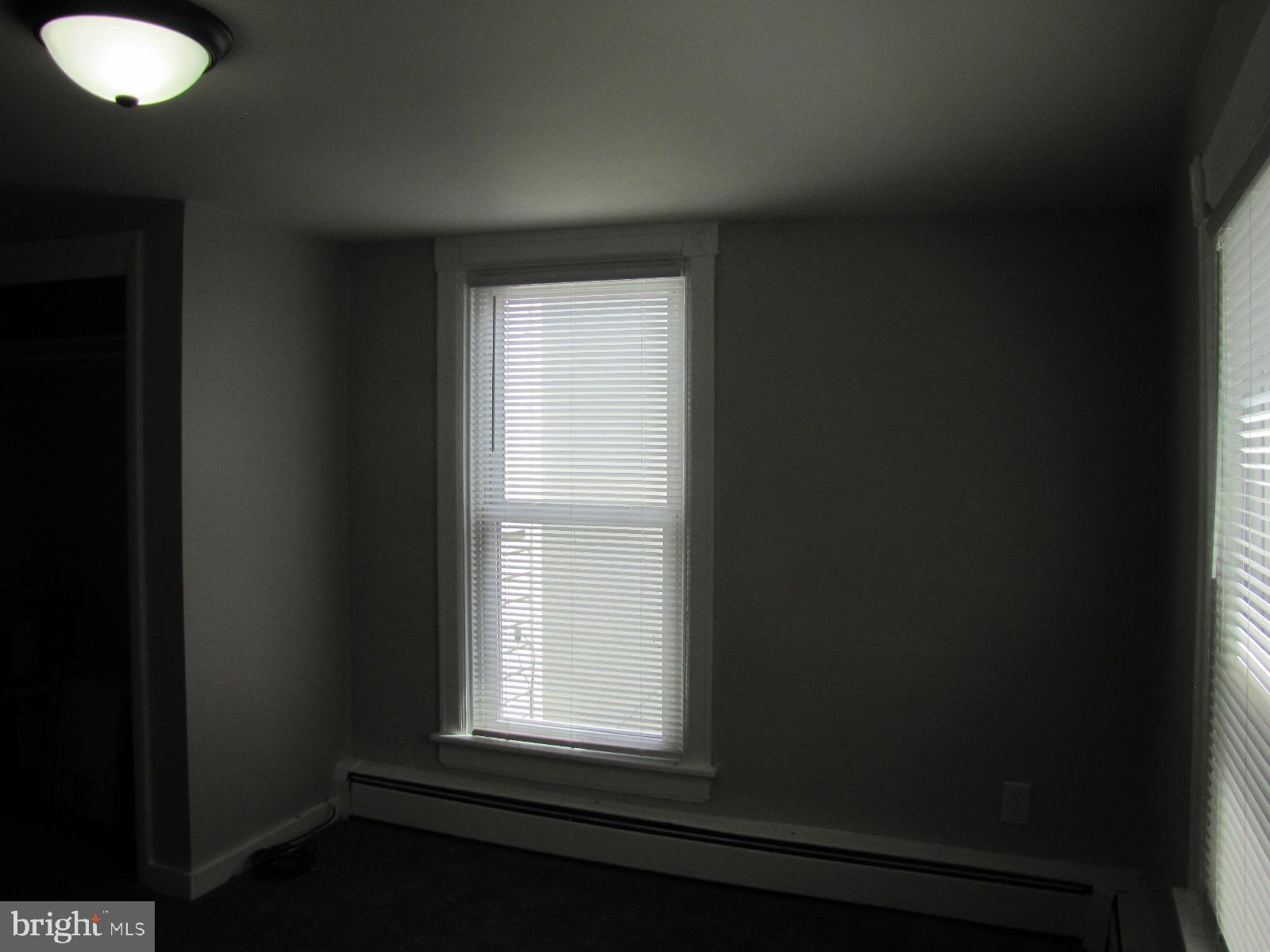 000 - Residential Lease