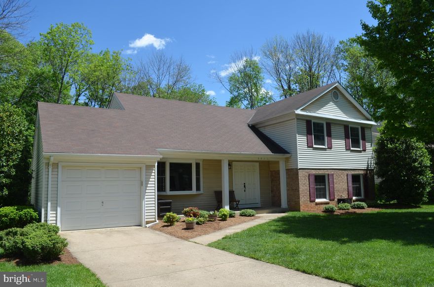 Well-Maintained Split-Level Home in Signal Hill.

This split-level home features hardwood floors throughout, an open kitchen with granite countertops, and a separate dining area. The spacious family room includes recessed lighting, high ceilings, and crown molding.

The primary bedroom offers a large walk-in closet with additional storage access. Energy-efficient windows throughout. Outside, a large deck overlooks a well-kept lawn backing to trees. Garage and driveway provide ample parking.

Located near the bus line to the Metro, Burke VRE, commuter lot, shopping, dining, and major routes. Part of the Lake Braddock Secondary School Pyramid.

Pet Policy: Prefer no pets - absolutely NO CATS - one small, non-aggressive breed dog may be considered.
Note: Wood-burning fireplace is not for tenant use.