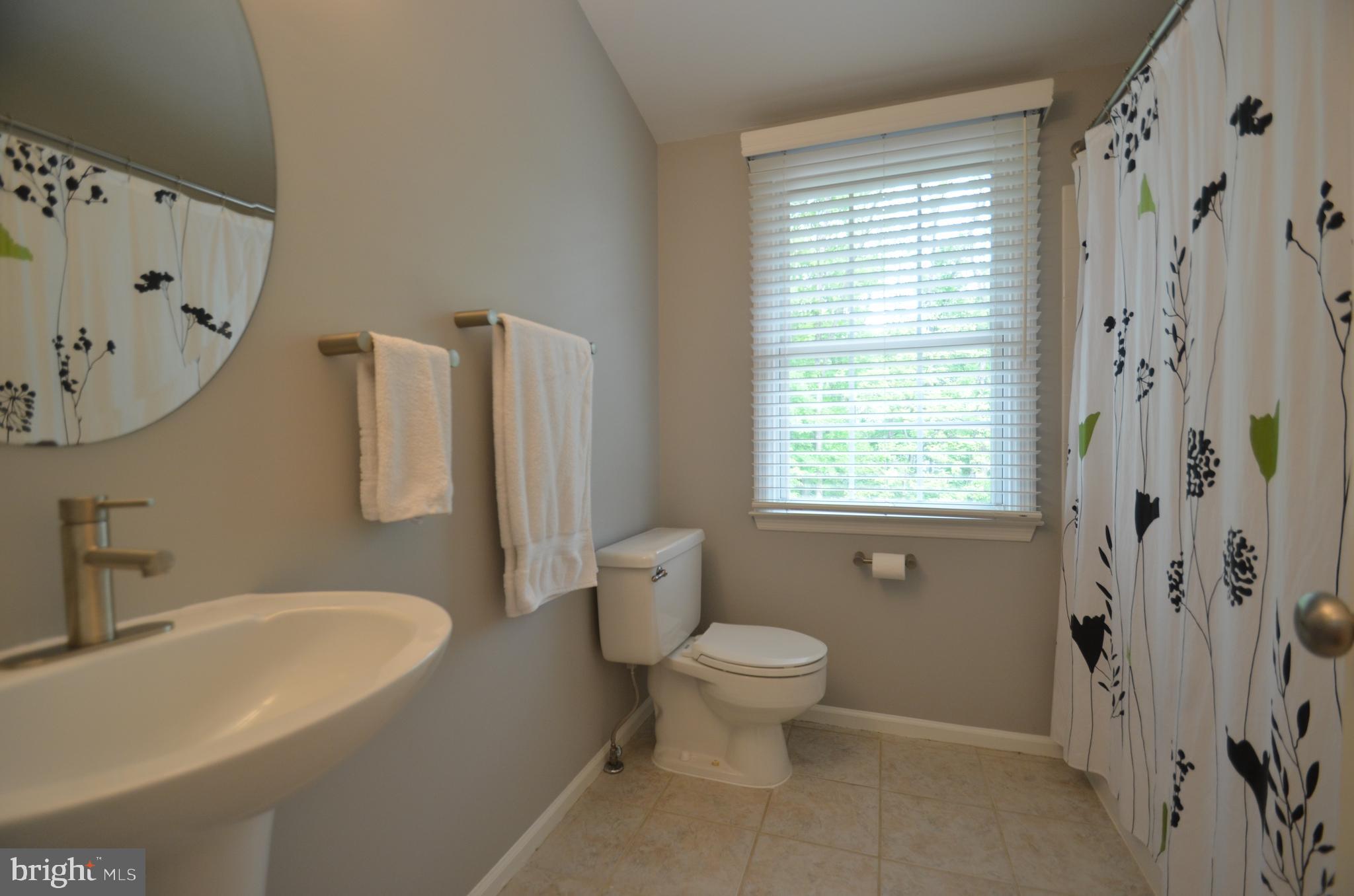 SIGNAL HILL - Residential Lease