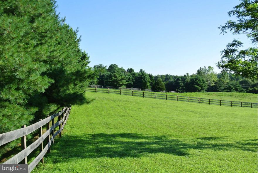 Gorgeous 5ac building lot with pastoral views just 10 minutes from Town of Culpeper. Pasture land that's all fenced and ready for your dream home to be built. State road frontage with white pine screening. Good spacing between adjoining homes.  Gentle topography with gravity septic system design for 4 bedrooms.