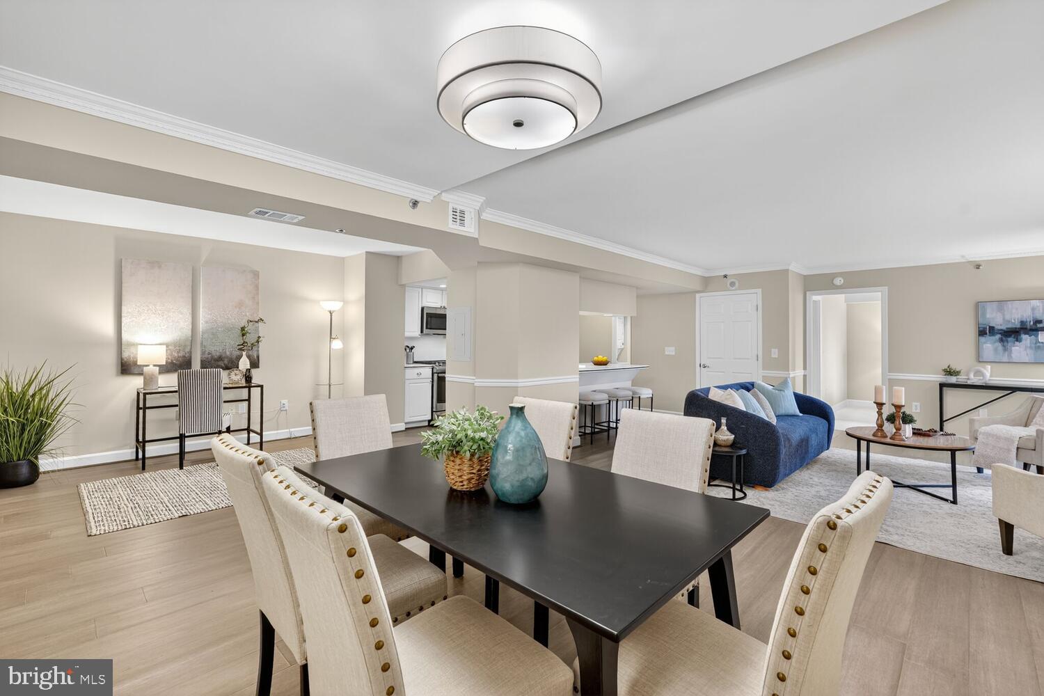 1276 N WAYNE STREET 704