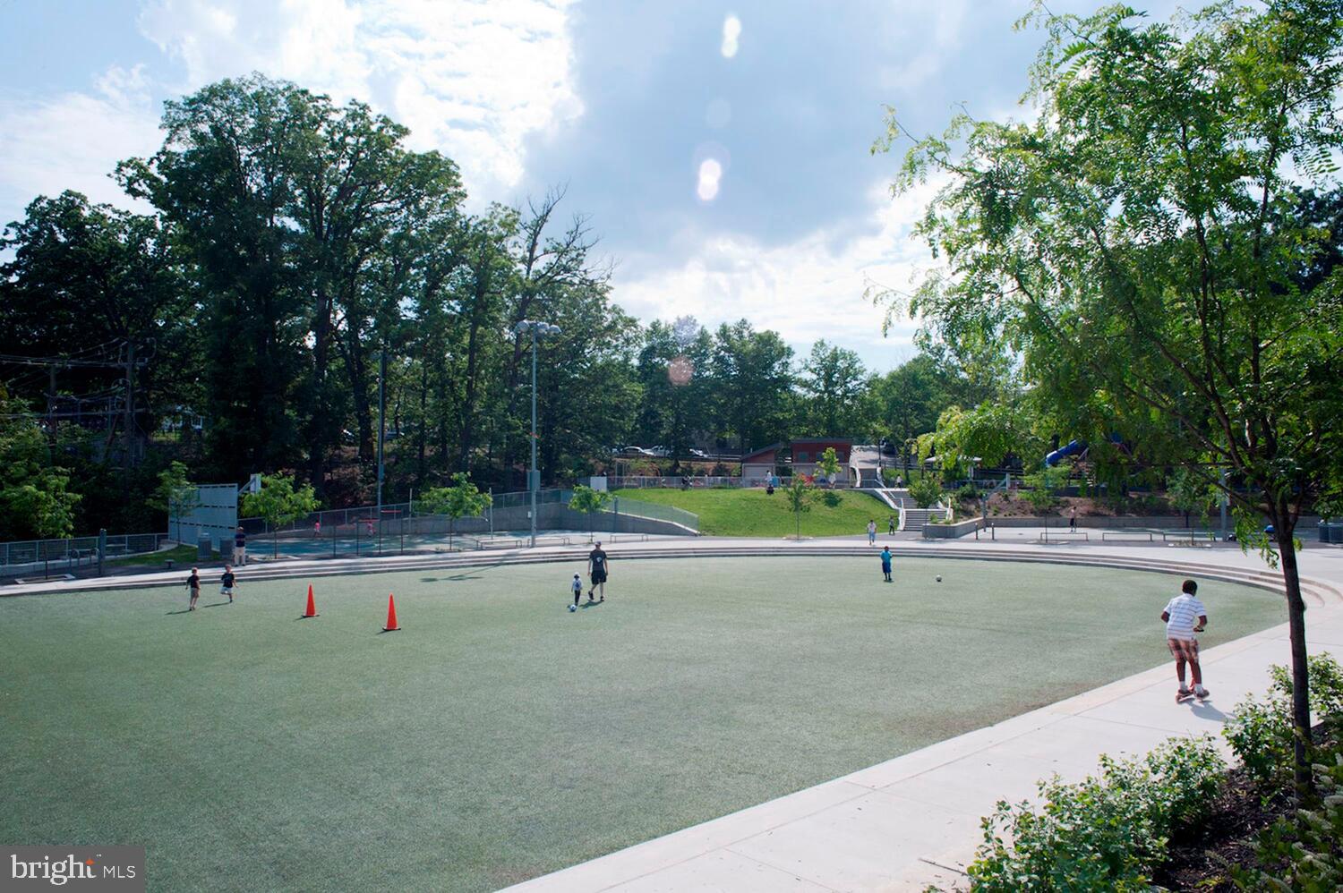 COURTHOUSE - Residential