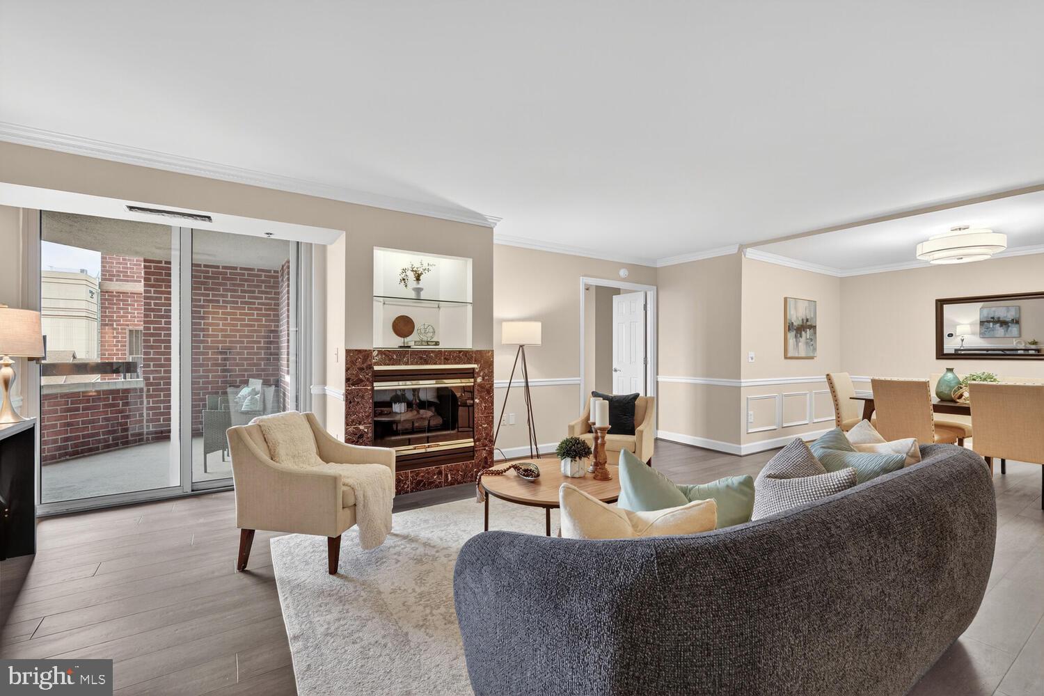 COURTHOUSE - Residential