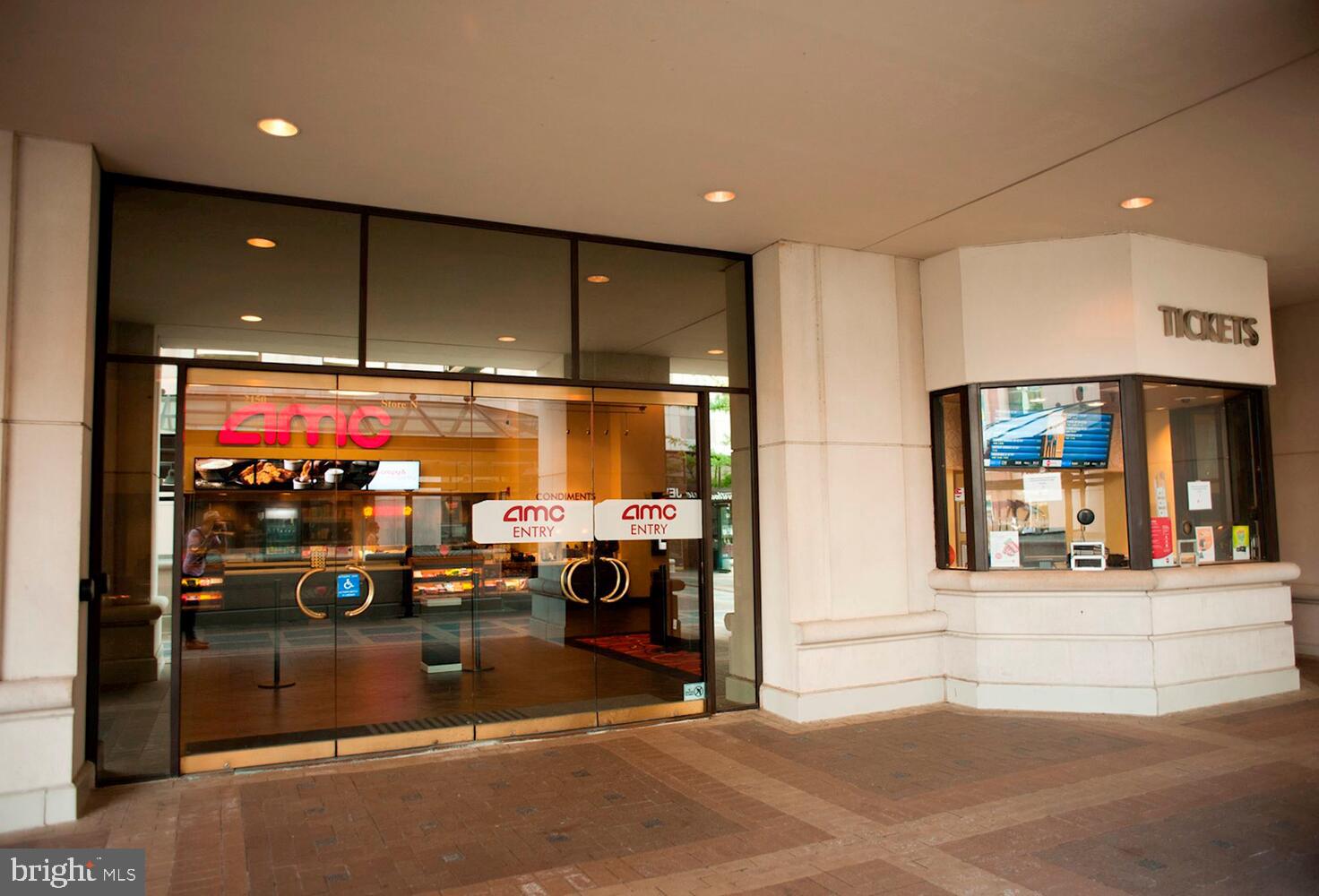 COURTHOUSE - Residential