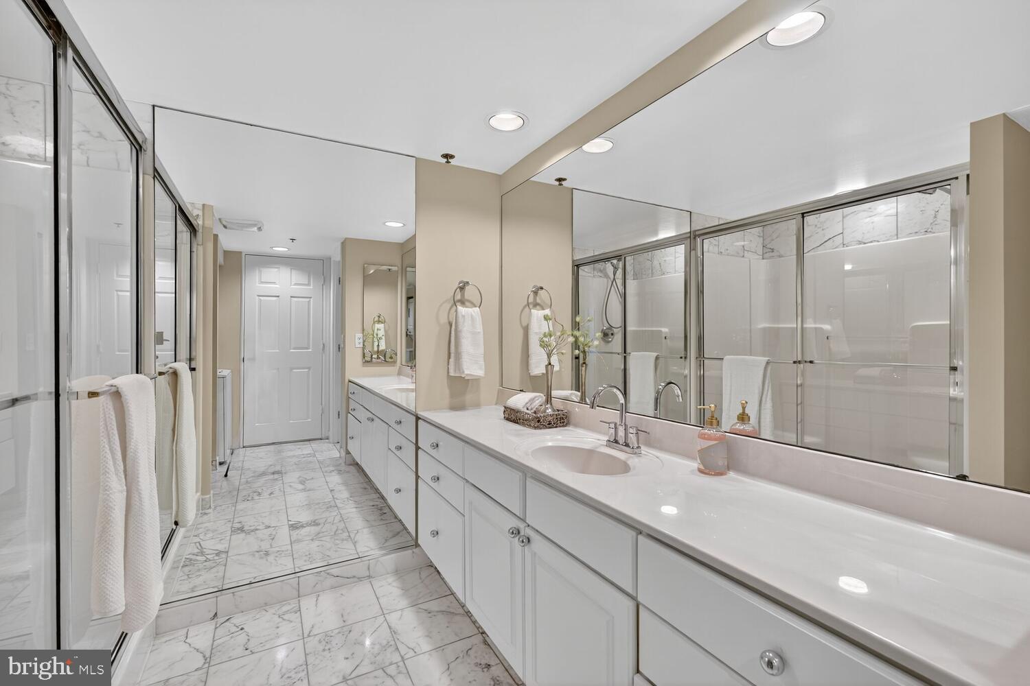 COURTHOUSE - Residential