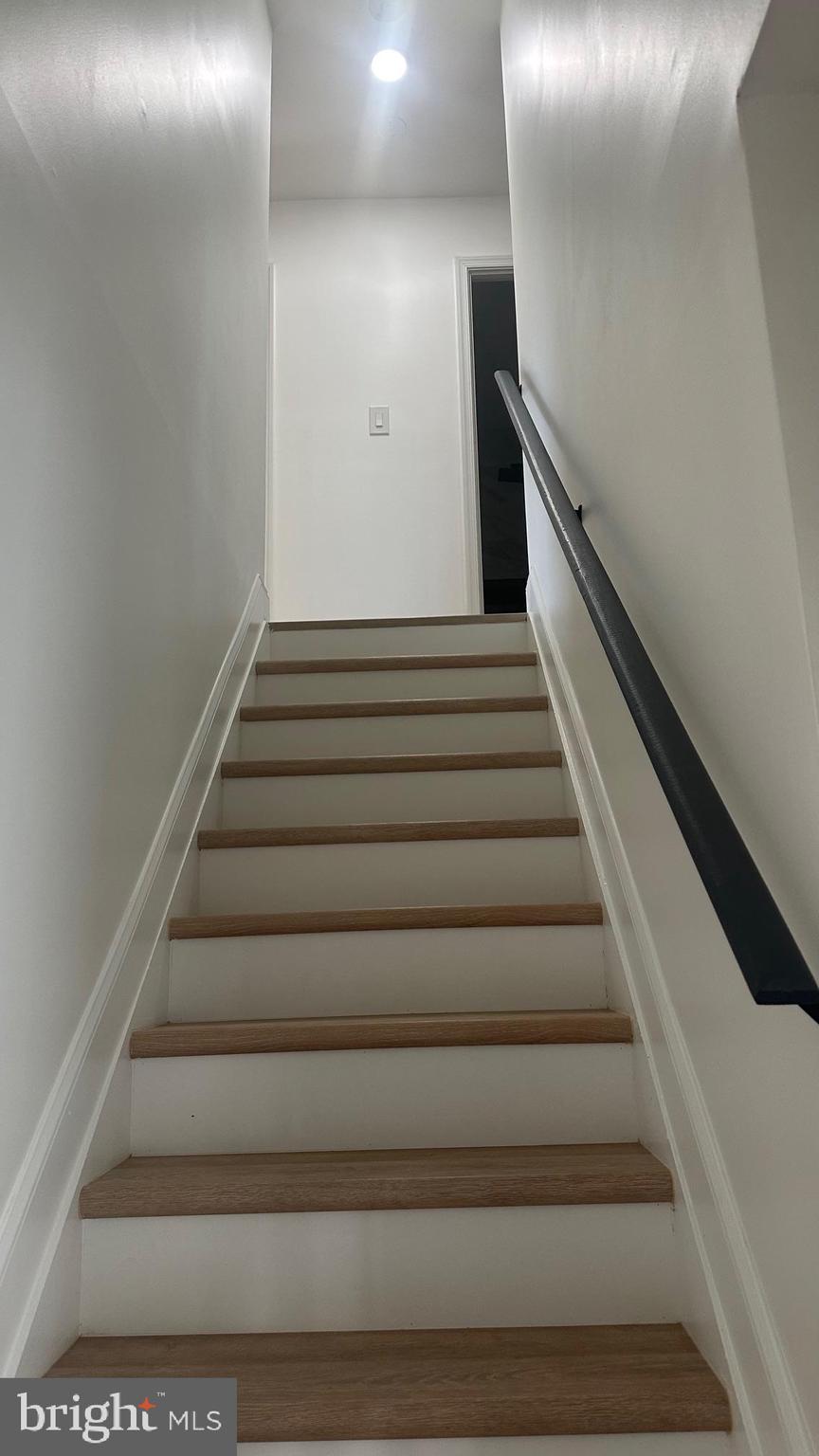 HUNTERS WOODS - Residential