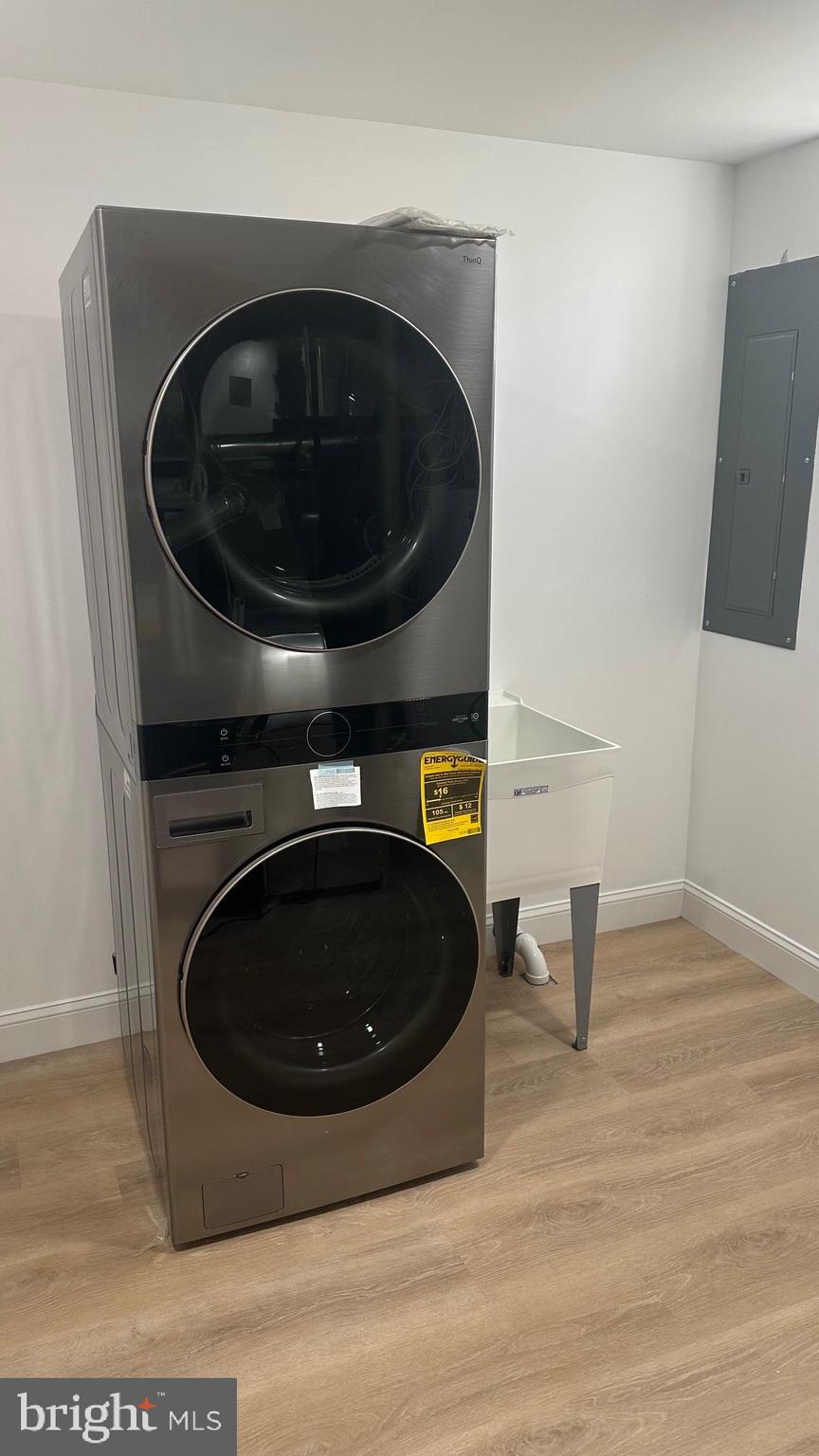 HUNTERS WOODS - Residential