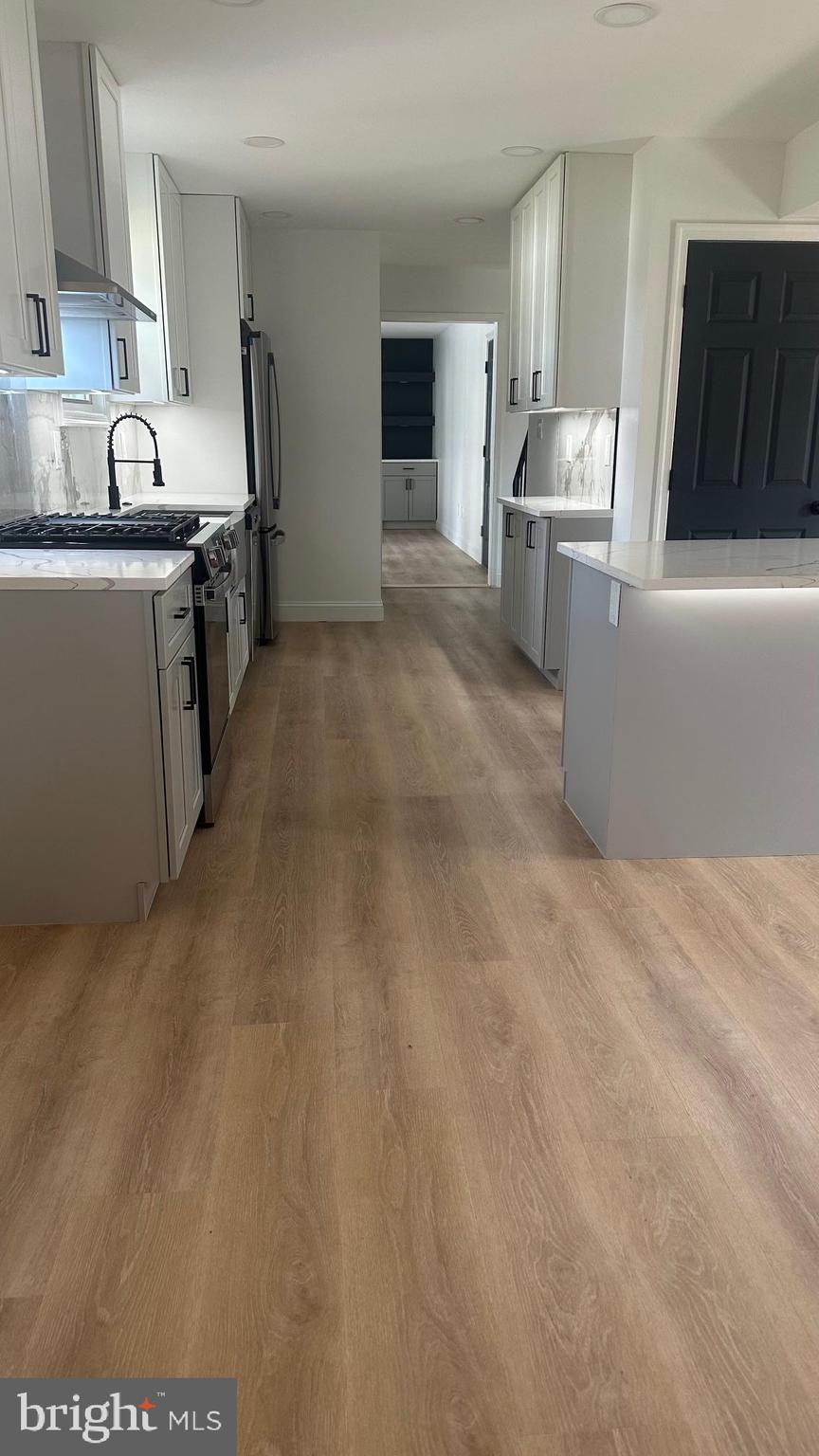 HUNTERS WOODS - Residential