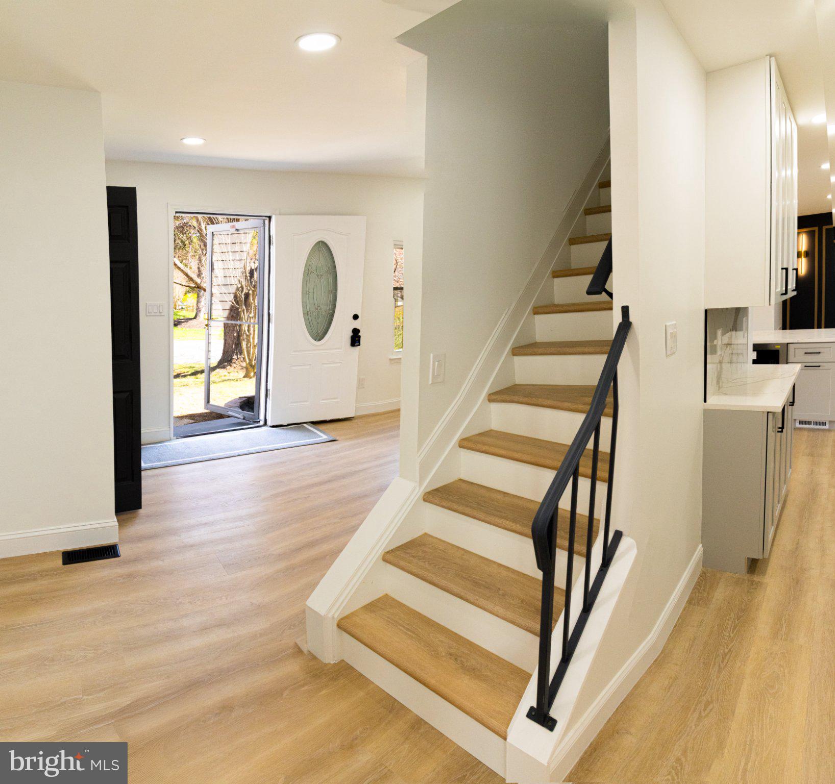 HUNTERS WOODS - Residential