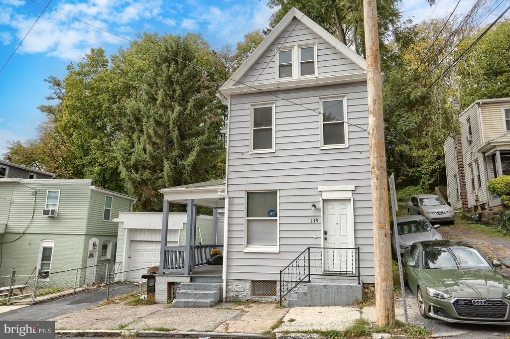 Photo of 119 Pine Street, STEELTON, PA 17113 (MLS # PADA2050892)