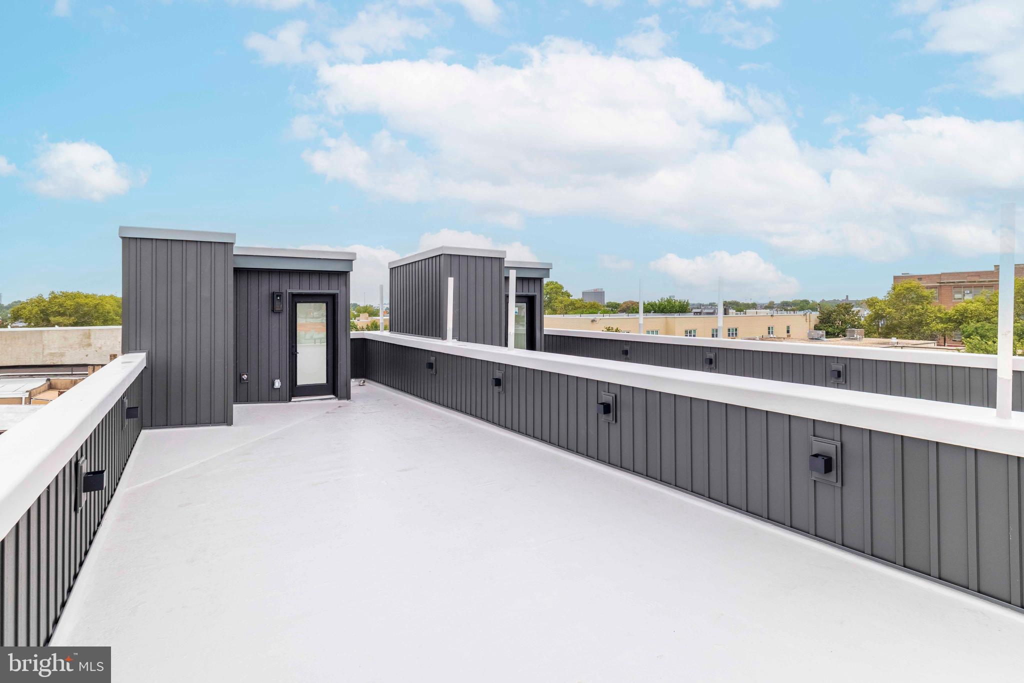 WHITMAN - Residential