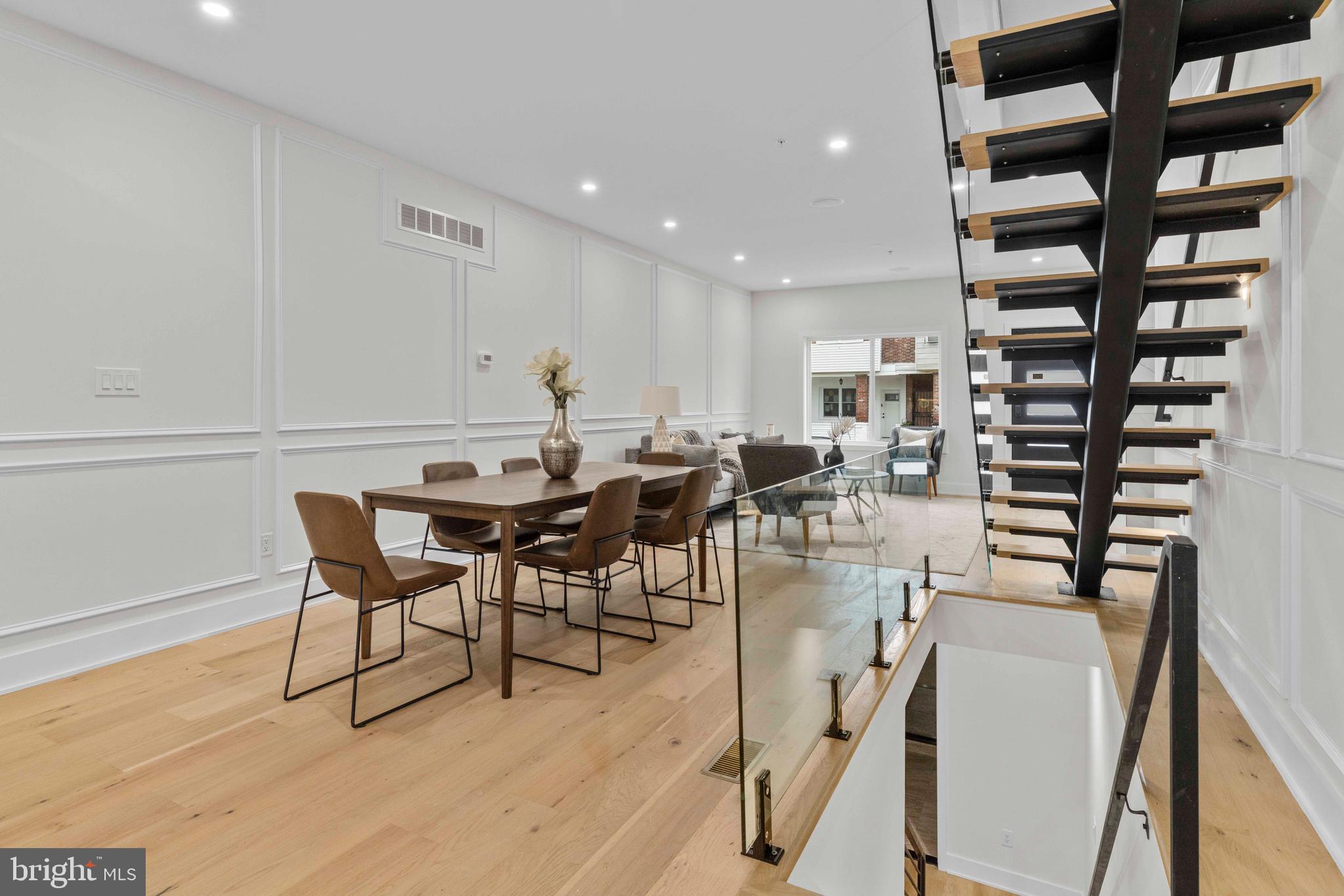 WHITMAN - Residential