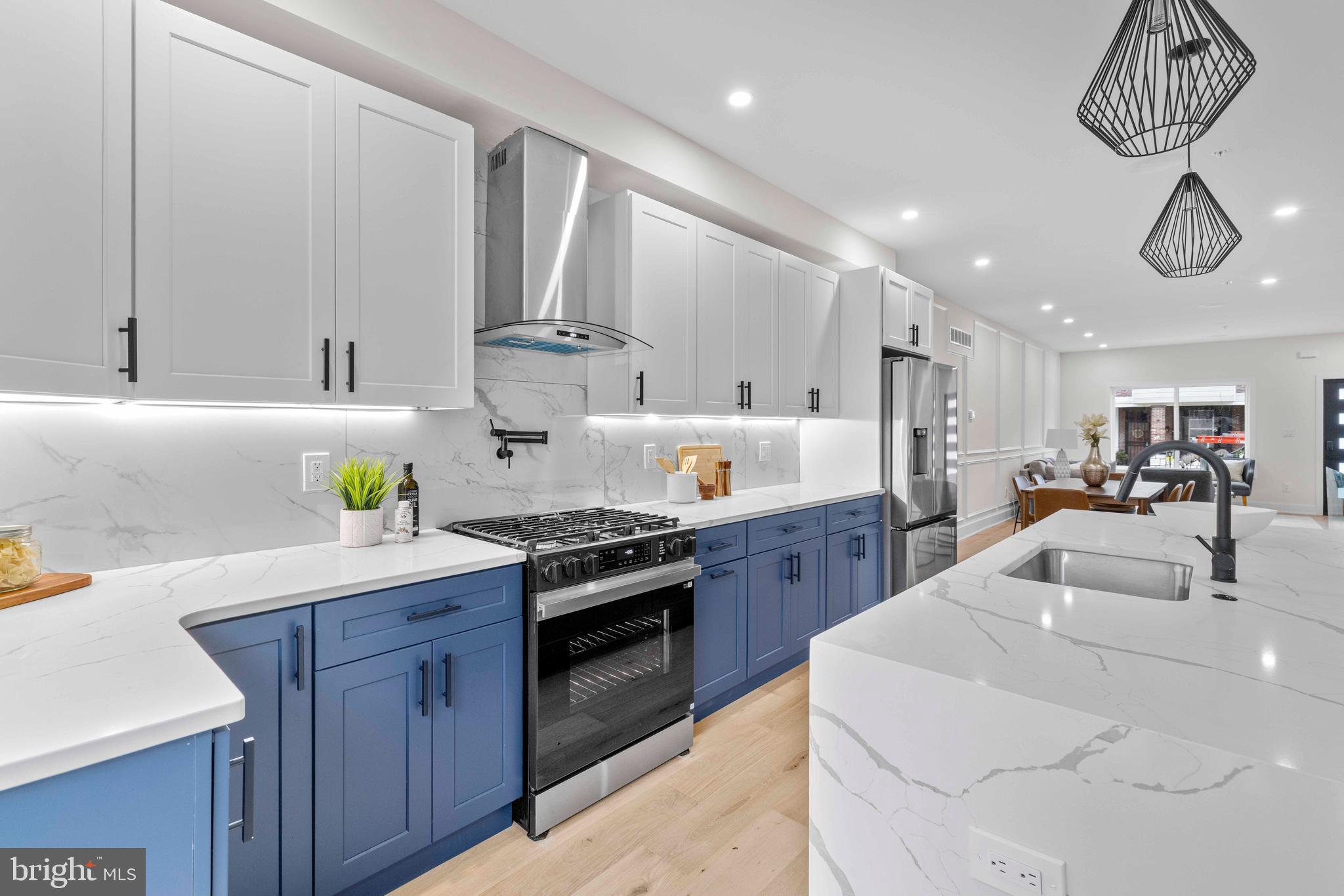 WHITMAN - Residential