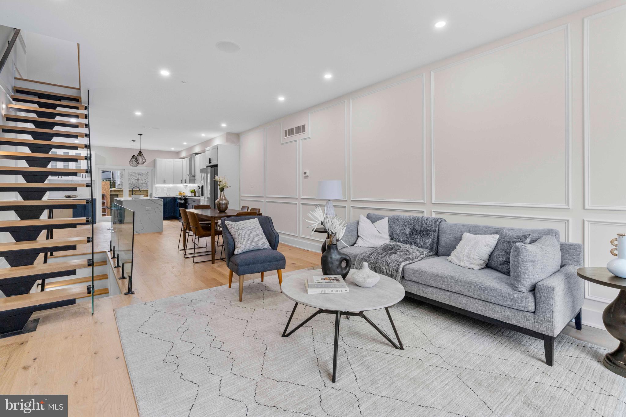 WHITMAN - Residential